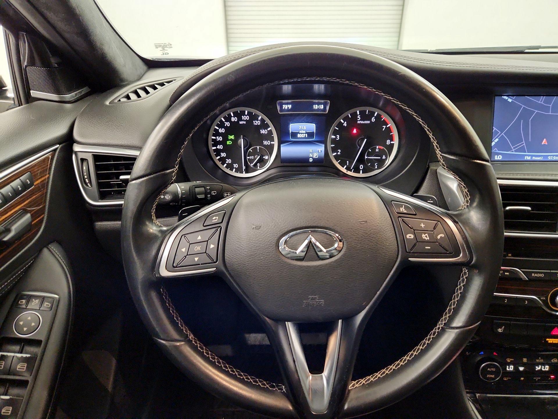 Thumbnail: 2018 INFINITI QX30 - 10