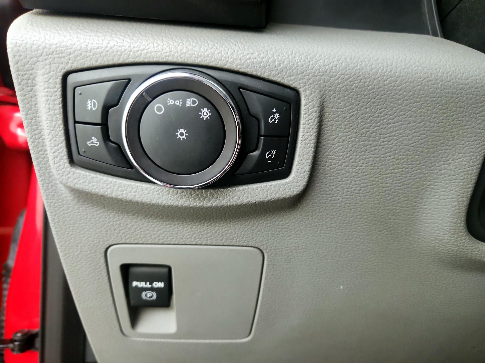 Thumbnail: 2019 Ford F-150 - 13