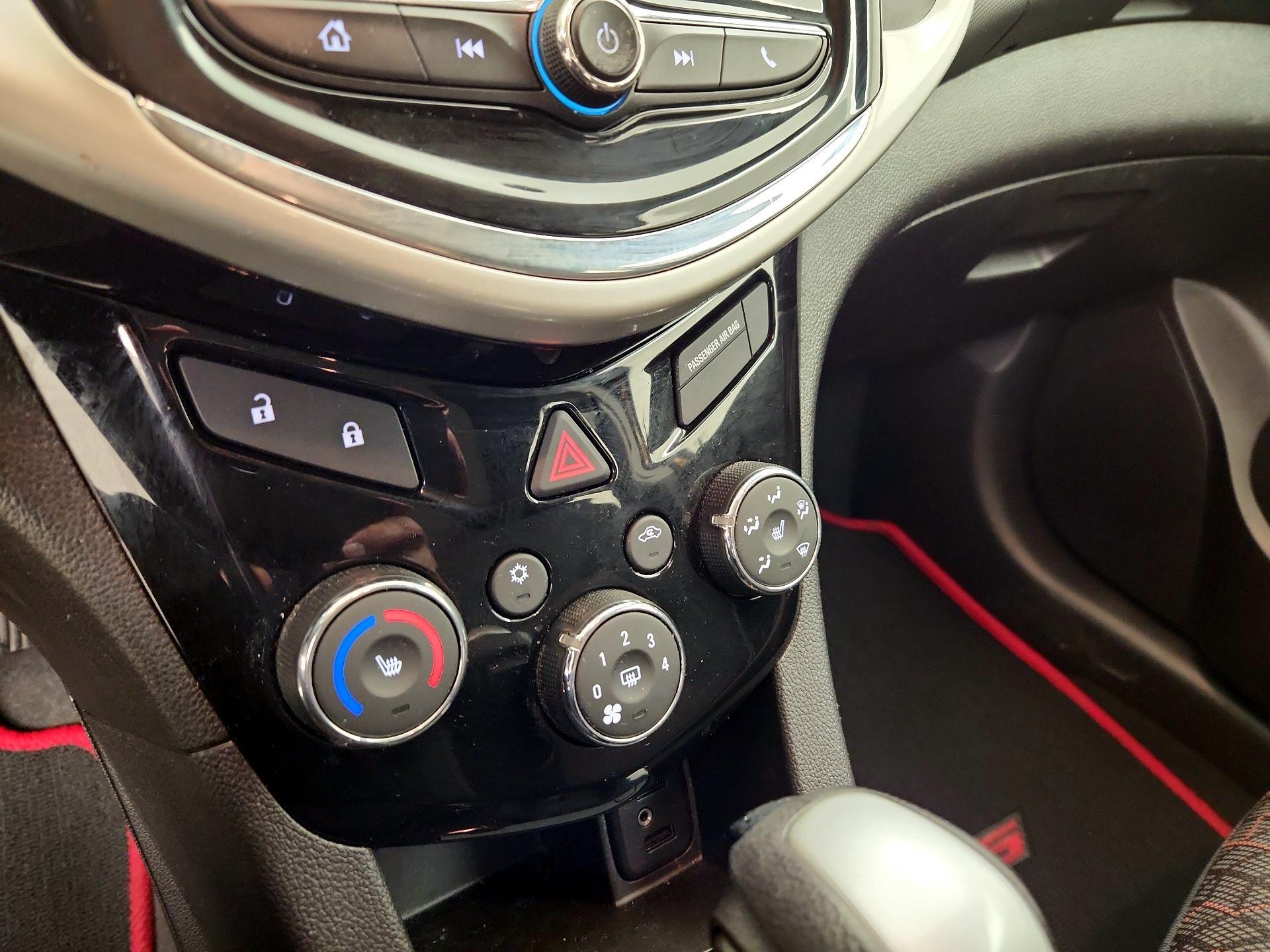 Thumbnail: 2017 Chevrolet Sonic - 16