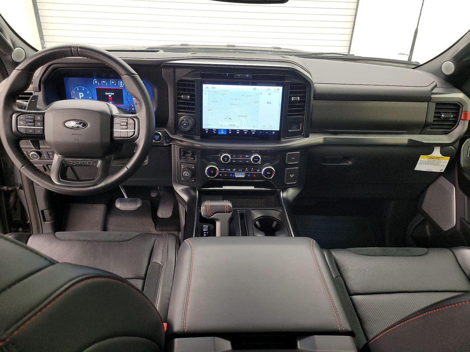 2025 Ford F-150 Raptor - Photo 10