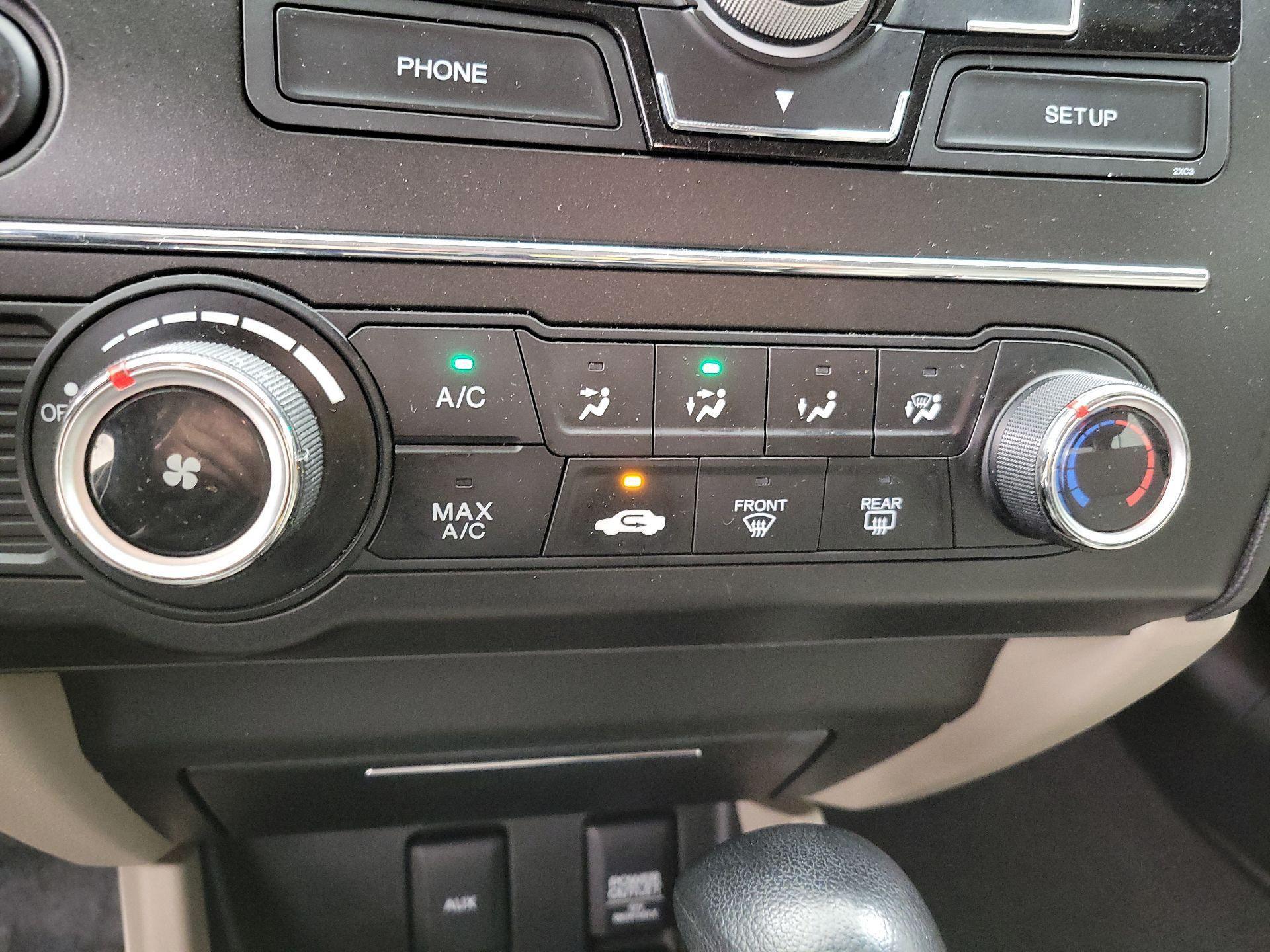 Thumbnail: 2014 Honda Civic - 16