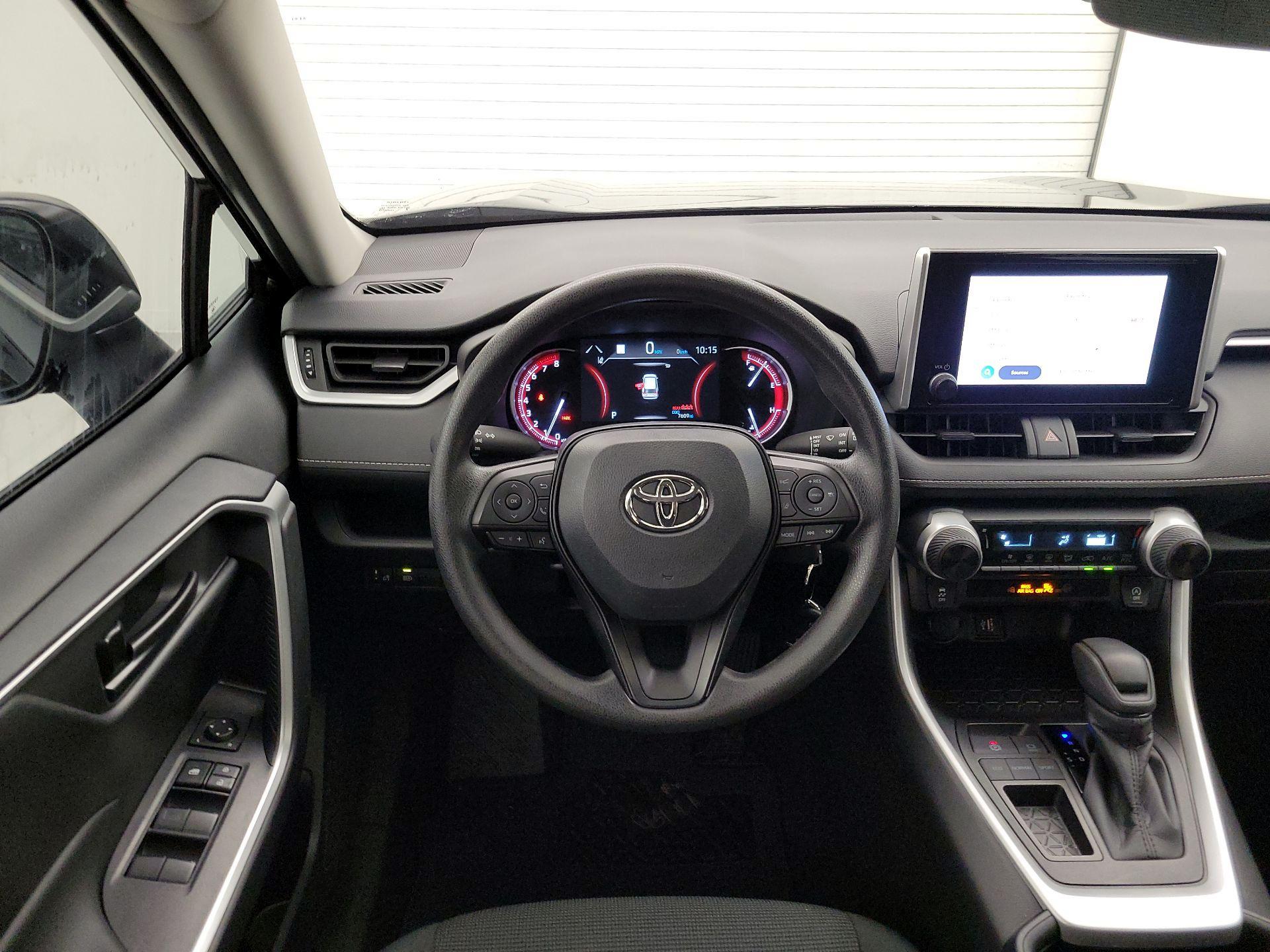 Thumbnail: 2025 Toyota RAV4 - 10