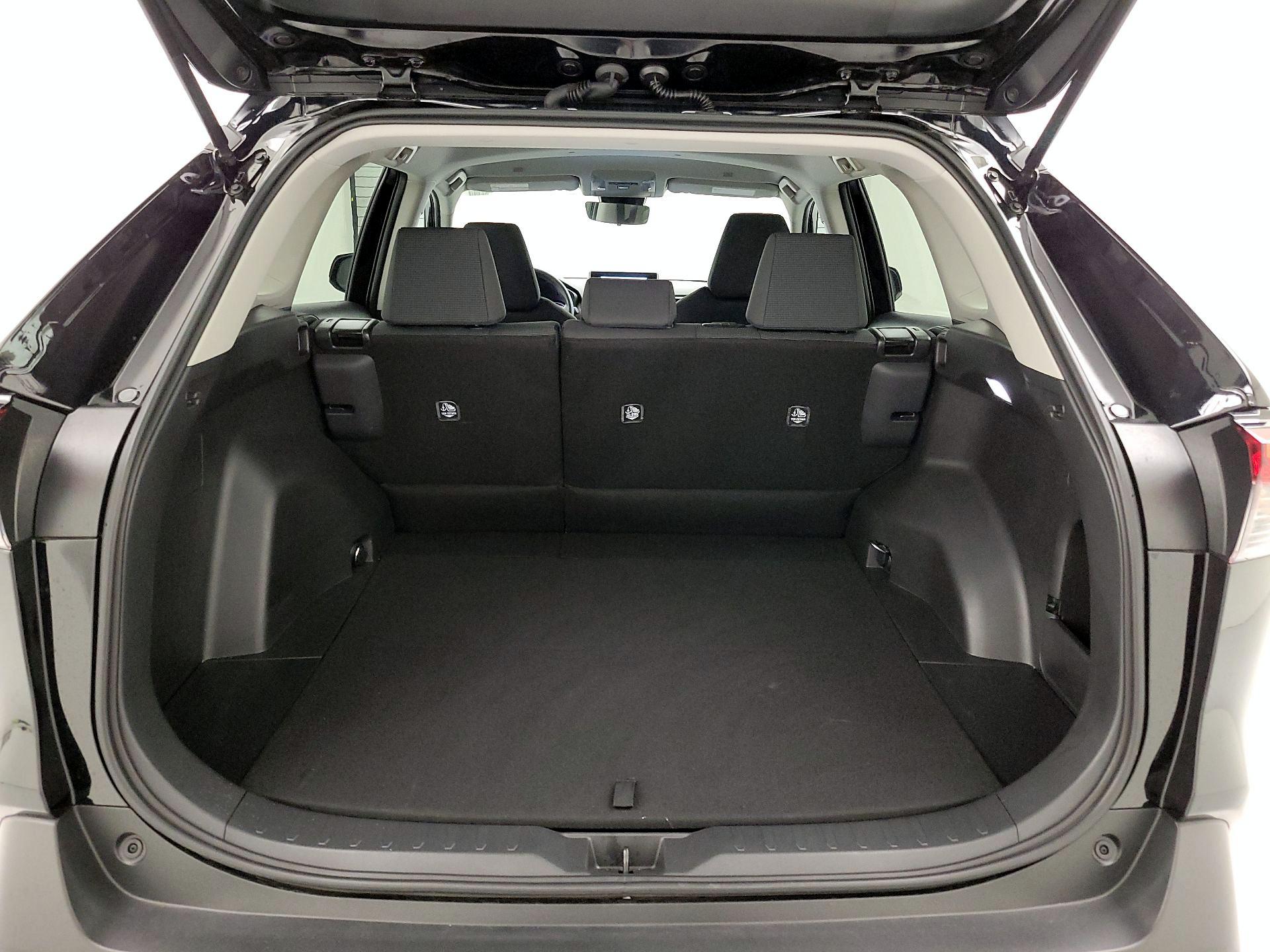 Thumbnail: 2025 Toyota RAV4 - 20