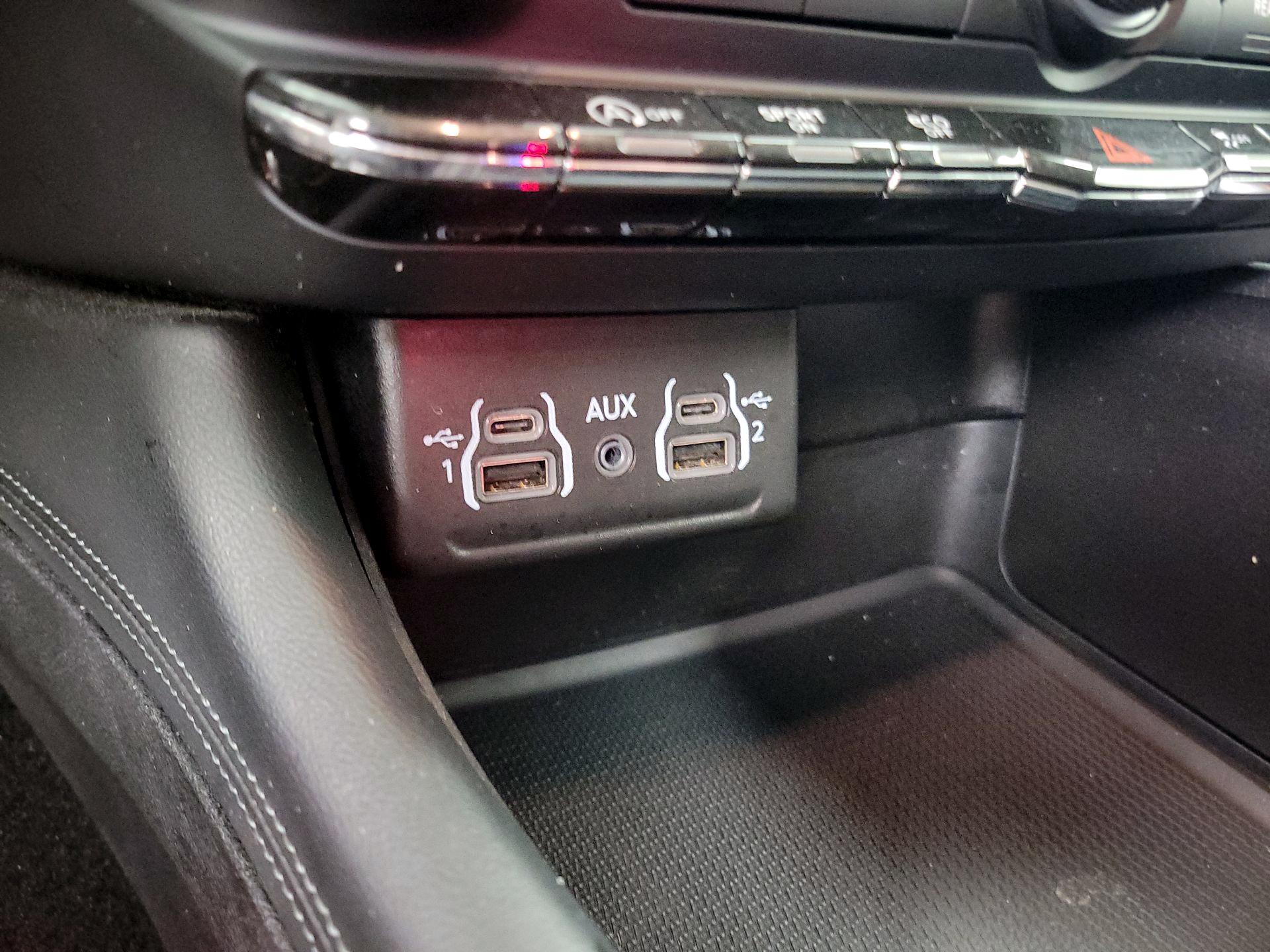 Thumbnail: 2022 Dodge Durango - 18