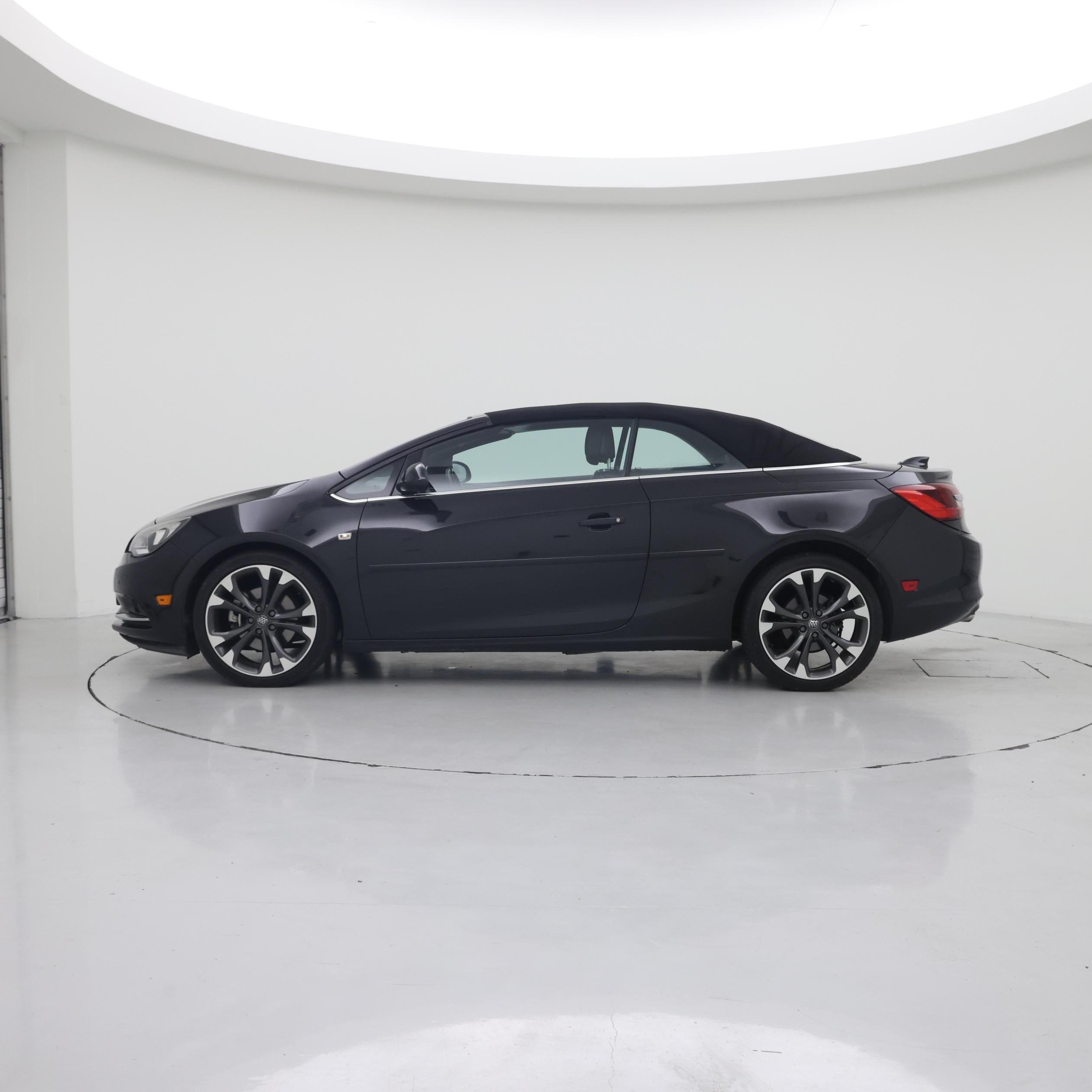Thumbnail: 2016 Buick Cascada - 3