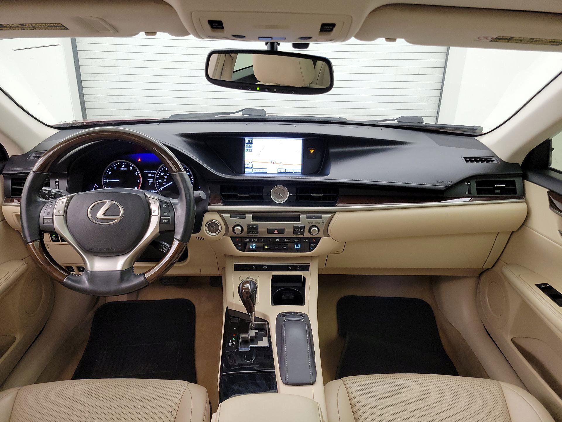 Thumbnail: 2014 Lexus ES - 9