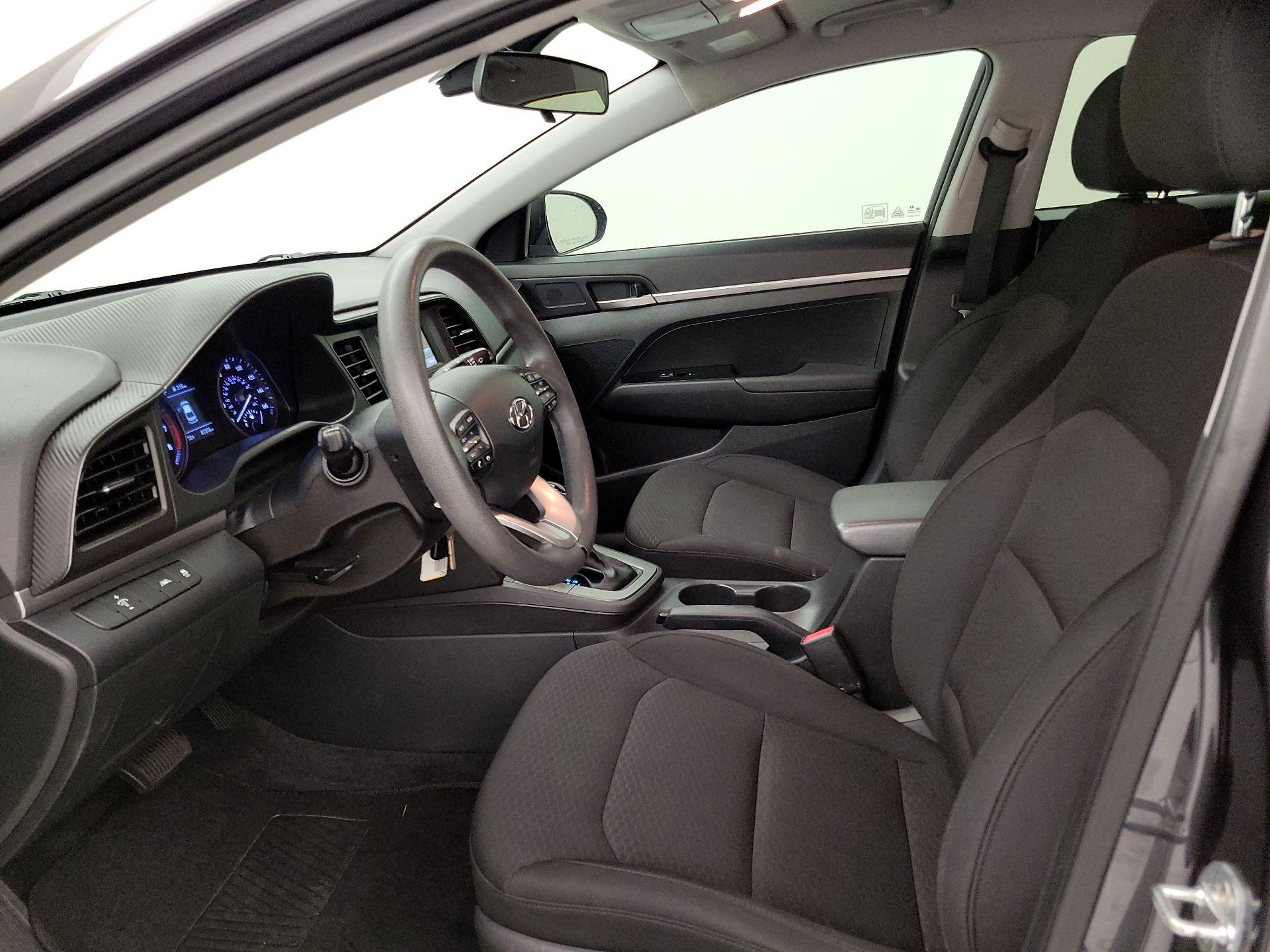 Thumbnail: 2020 Hyundai Elantra - 11