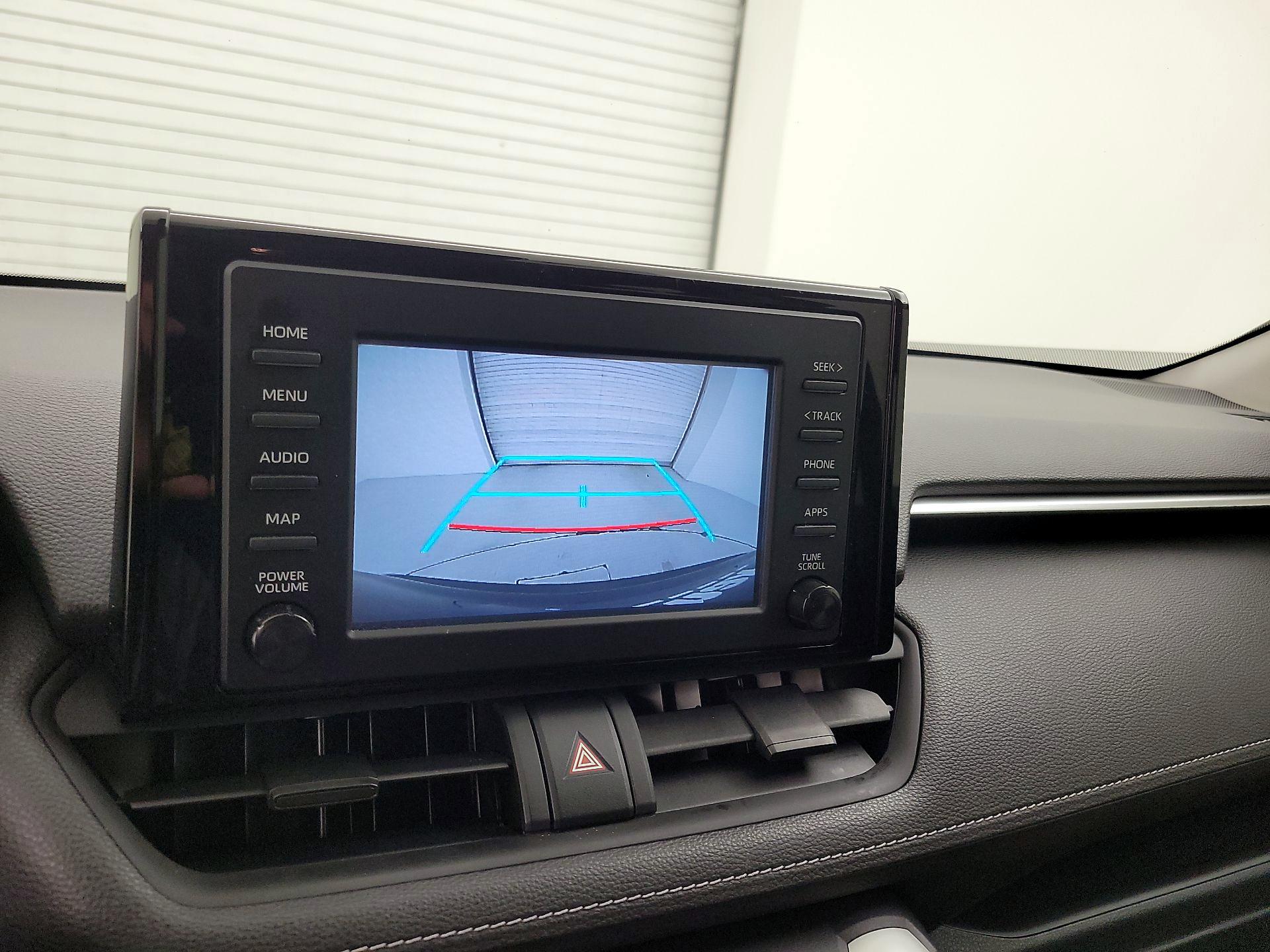 Thumbnail: 2019 Toyota RAV4 - 14