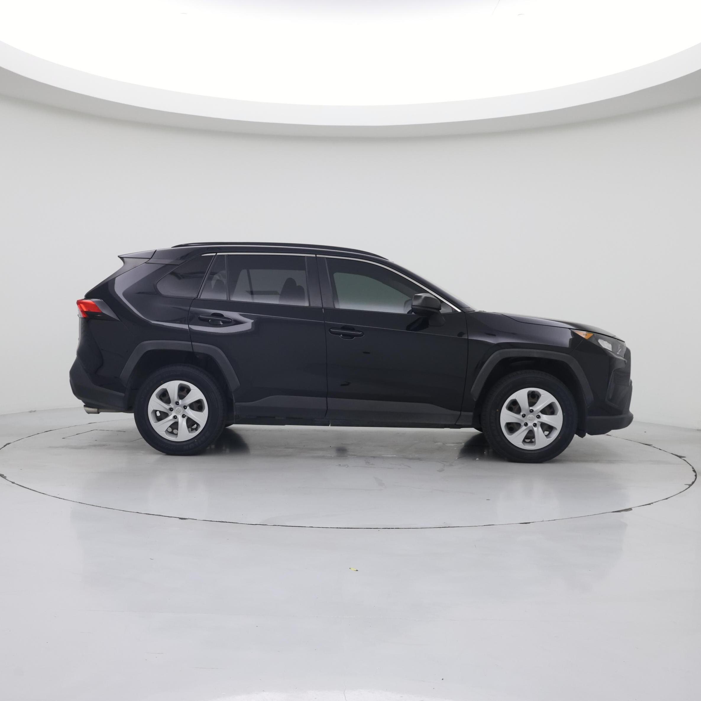 Thumbnail: 2019 Toyota RAV4 - 7