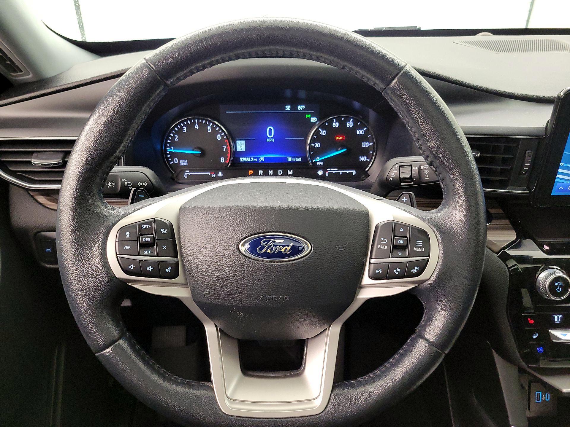 Thumbnail: 2021 Ford Explorer - 10