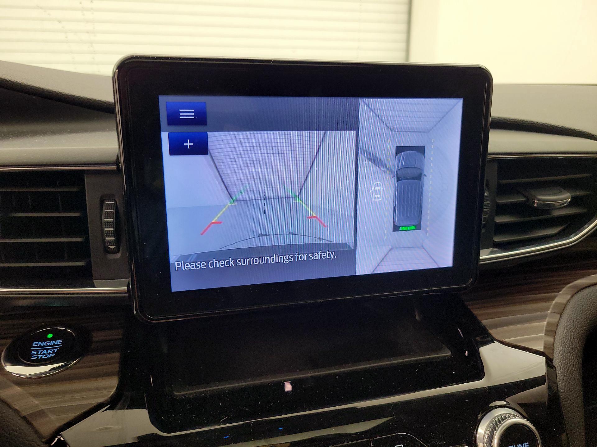 Thumbnail: 2021 Ford Explorer - 15