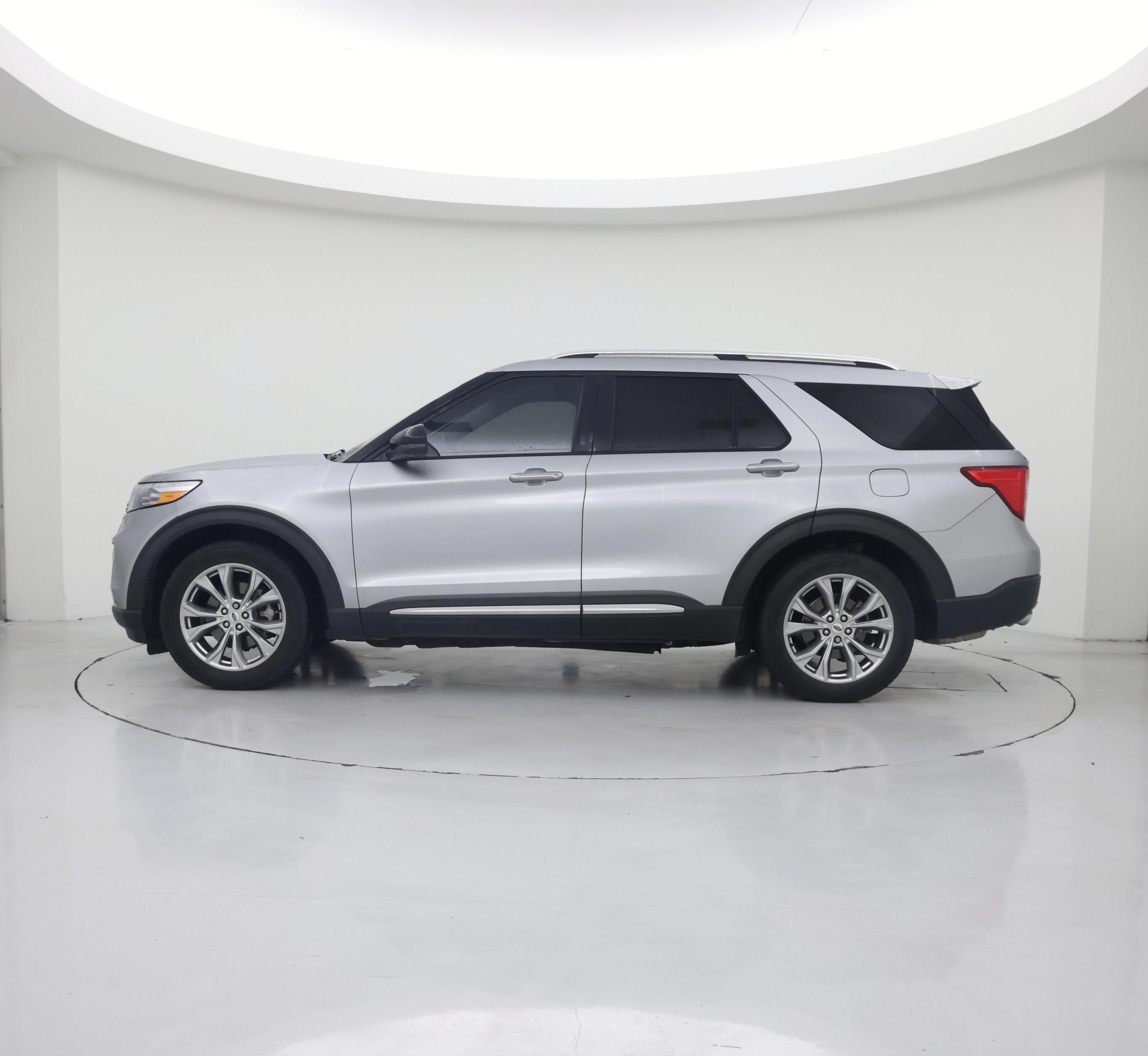 Thumbnail: 2021 Ford Explorer - 3