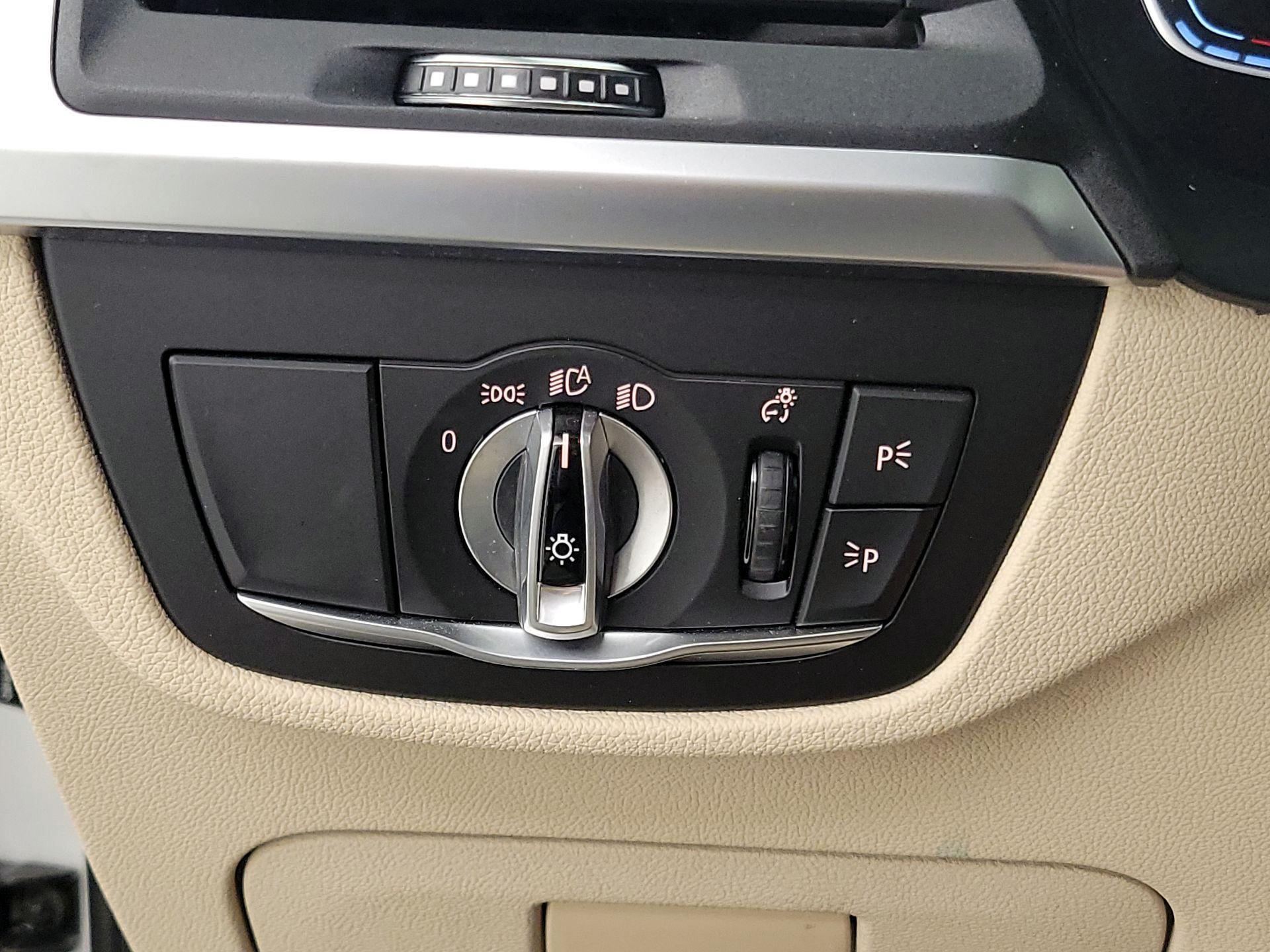 Thumbnail: 2022 BMW X3 - 13