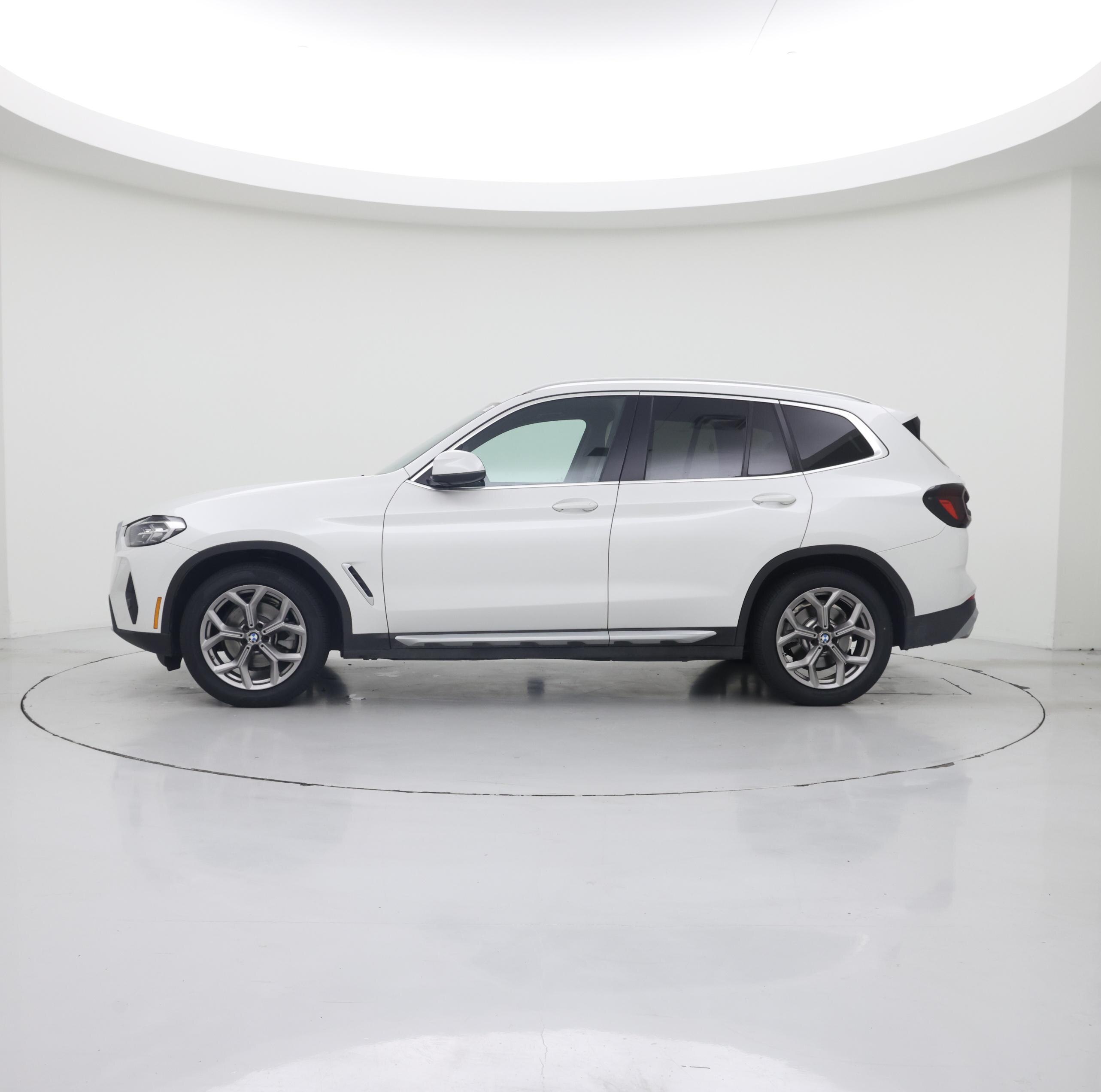 Thumbnail: 2022 BMW X3 - 3