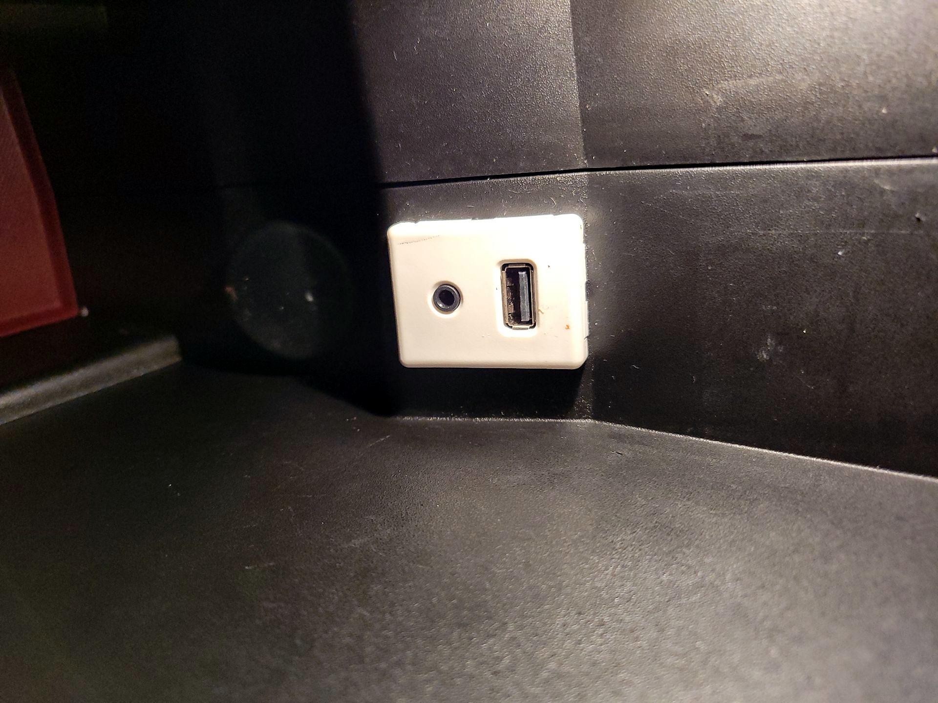 Thumbnail: 2017 GMC Terrain - 19