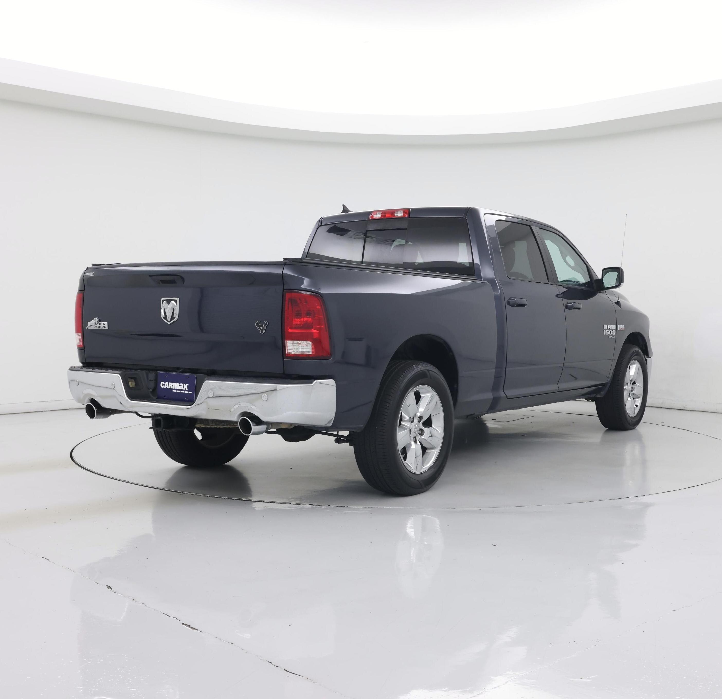 Thumbnail: 2019 RAM 1500 Classic - 8