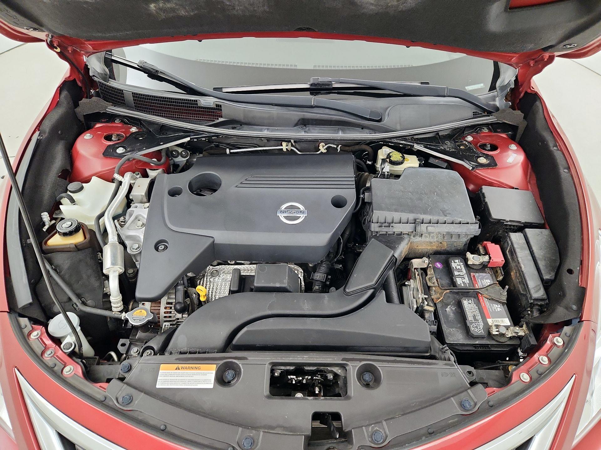 Thumbnail: 2014 Nissan Altima - 20