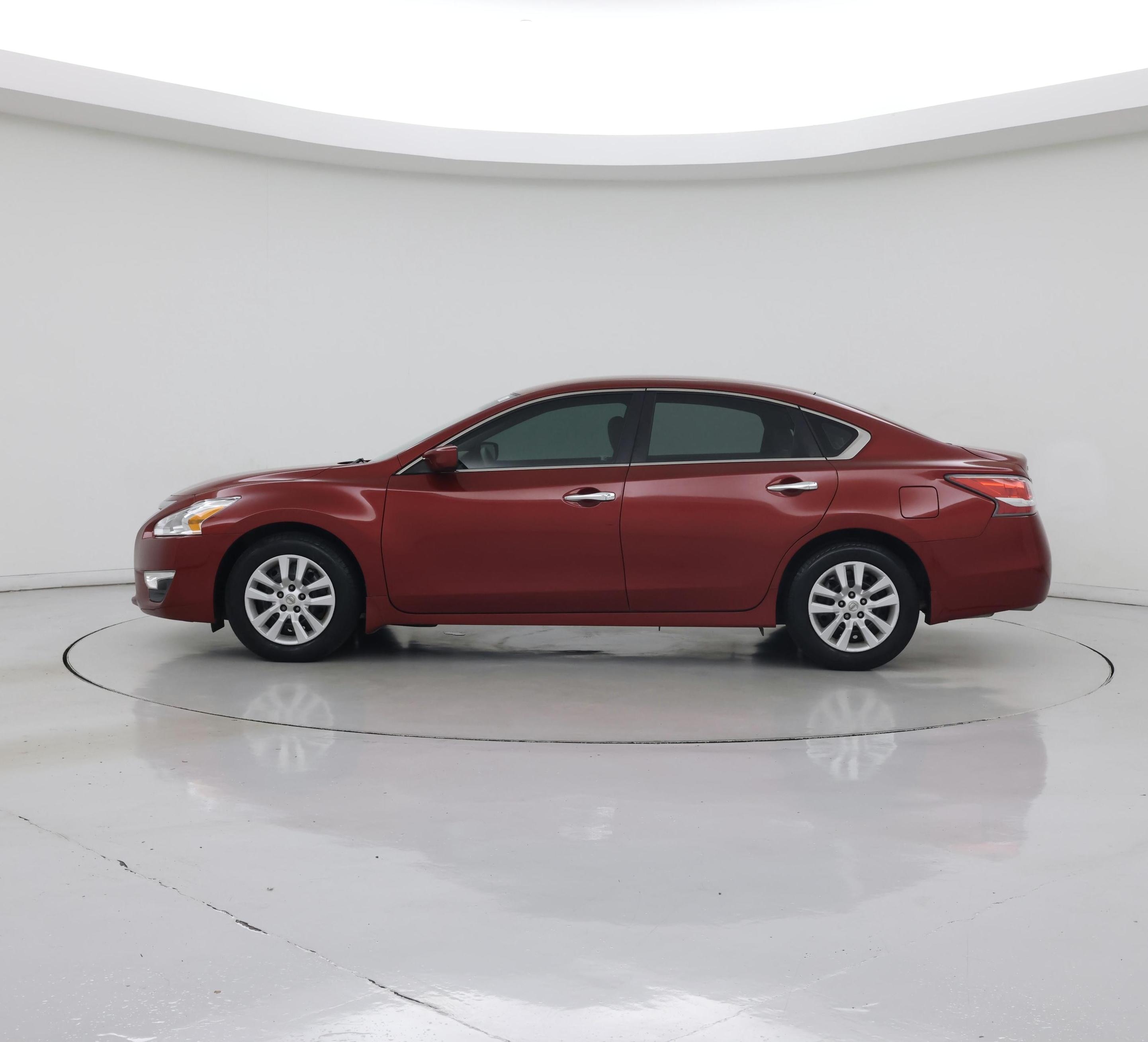 Thumbnail: 2014 Nissan Altima - 3