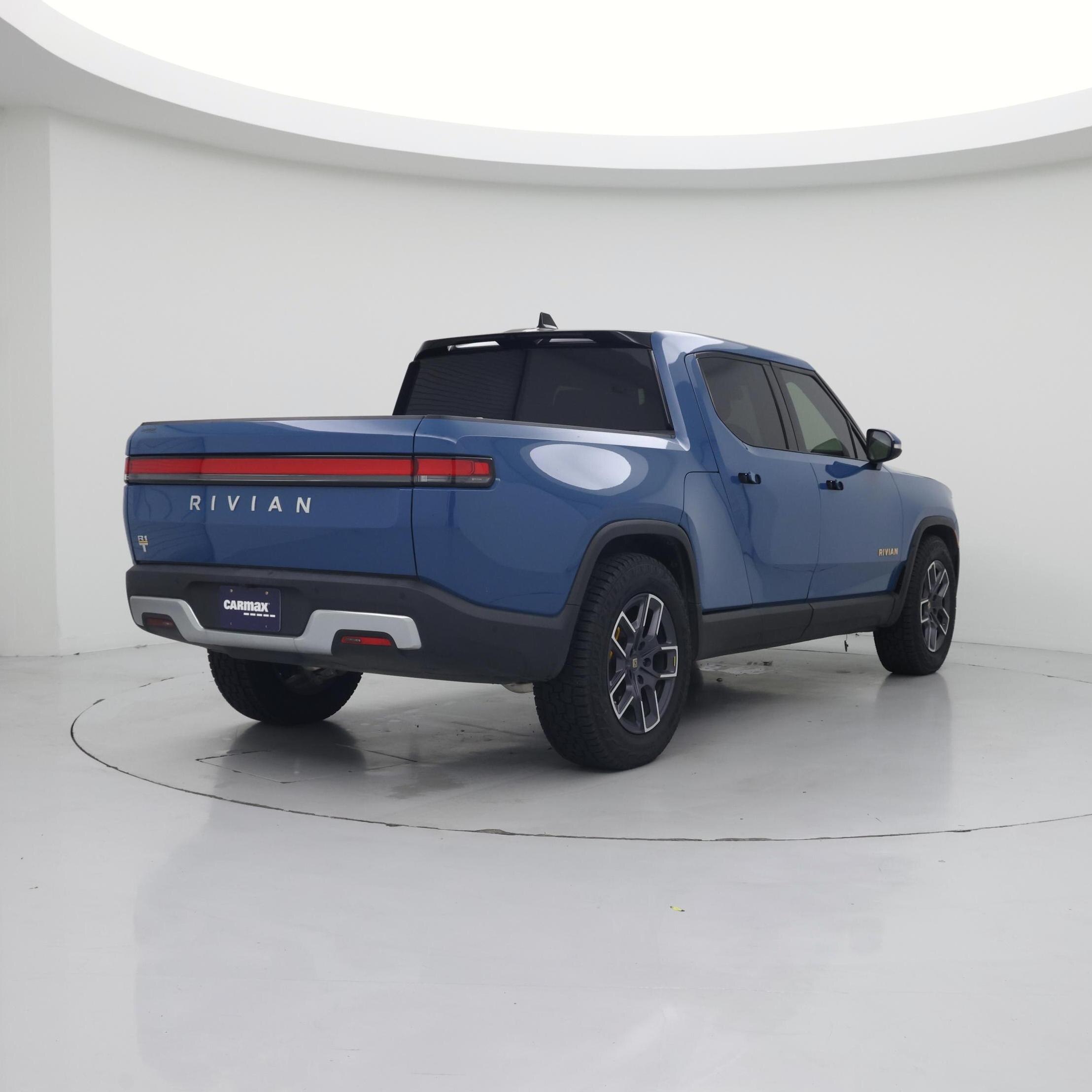 Thumbnail: 2022 Rivian R1T - 8