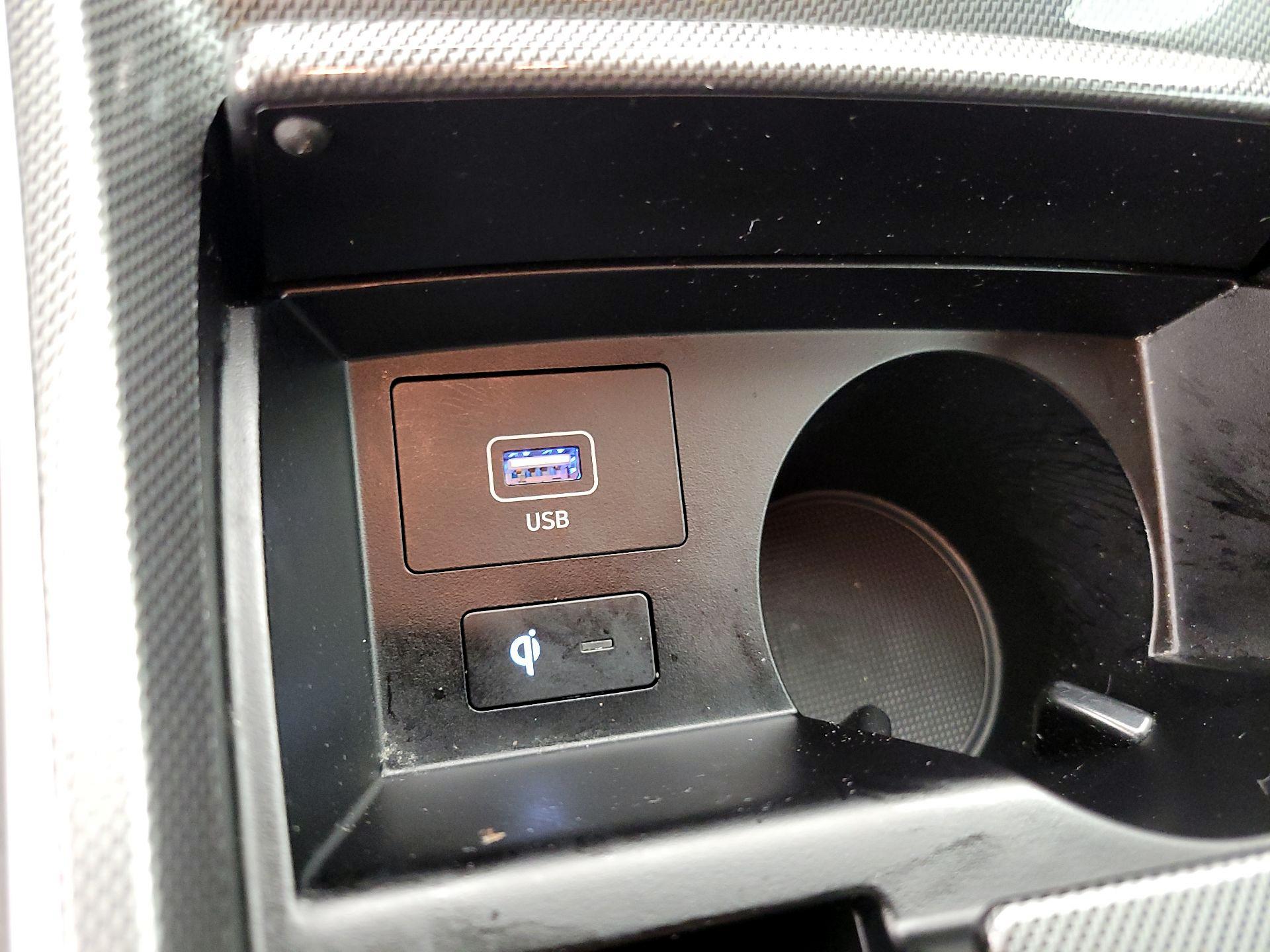 Thumbnail: 2023 Hyundai Santa Fe - 19