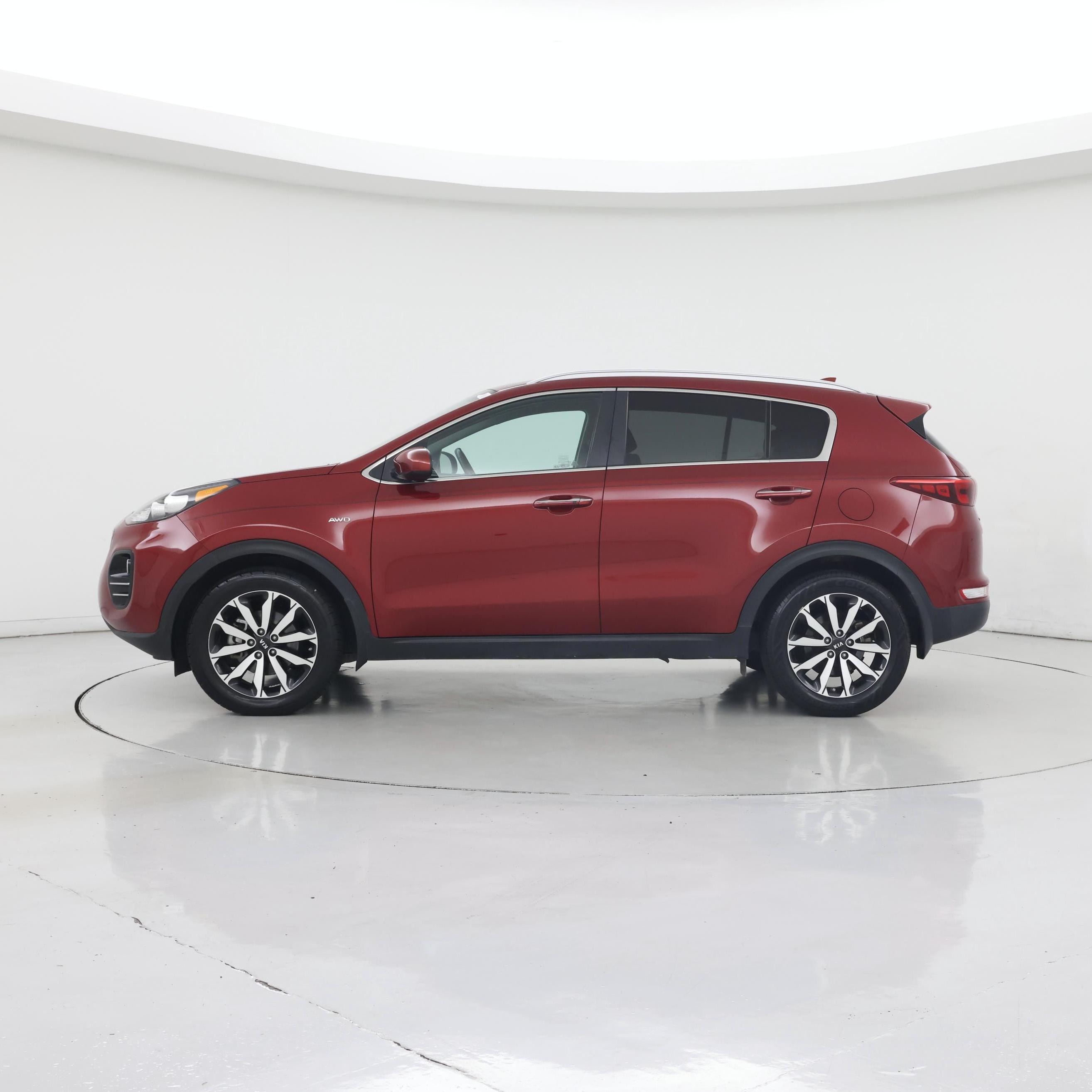 Thumbnail: 2017 Kia Sportage - 3