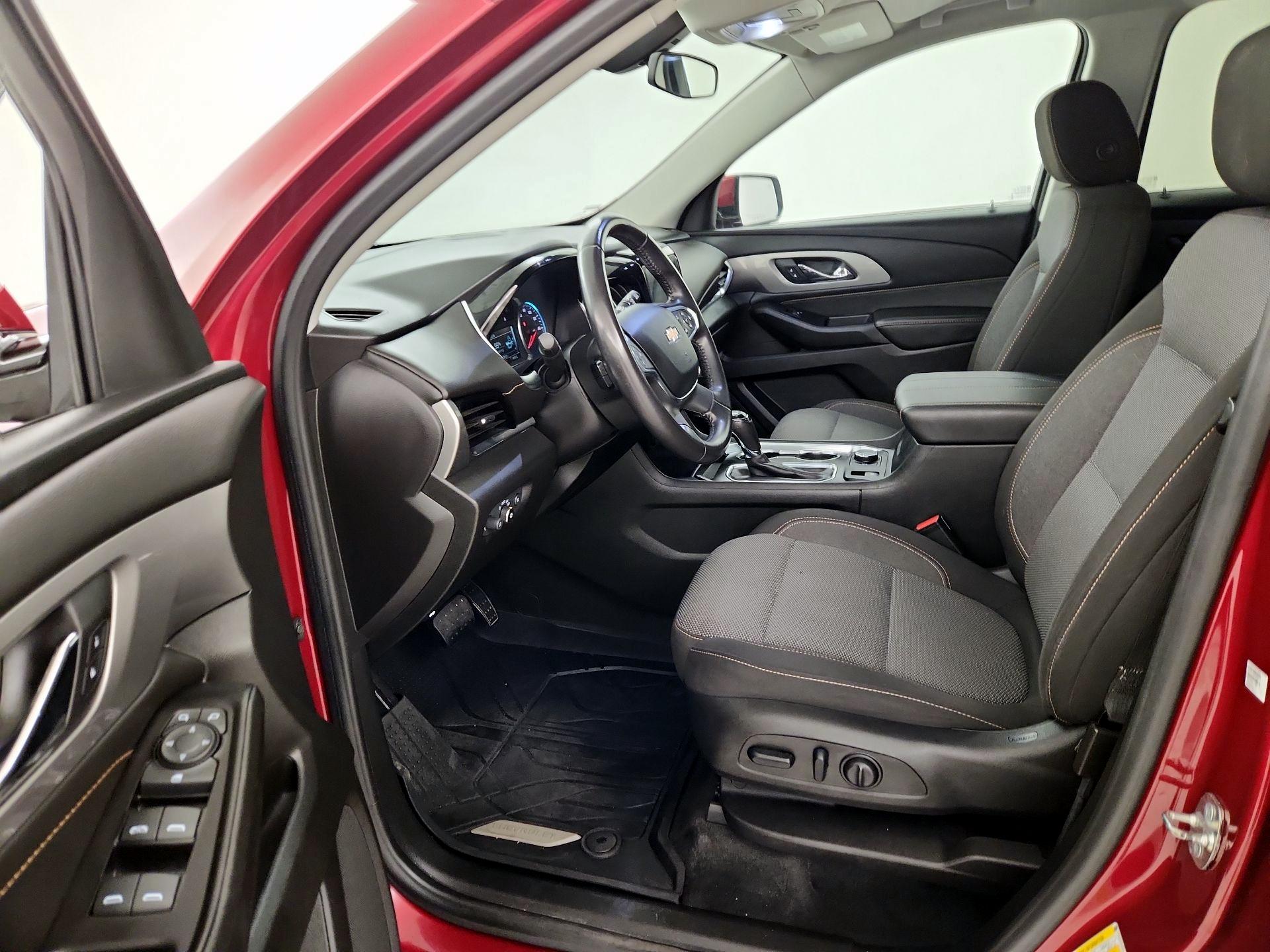 Thumbnail: 2019 Chevrolet Traverse - 11