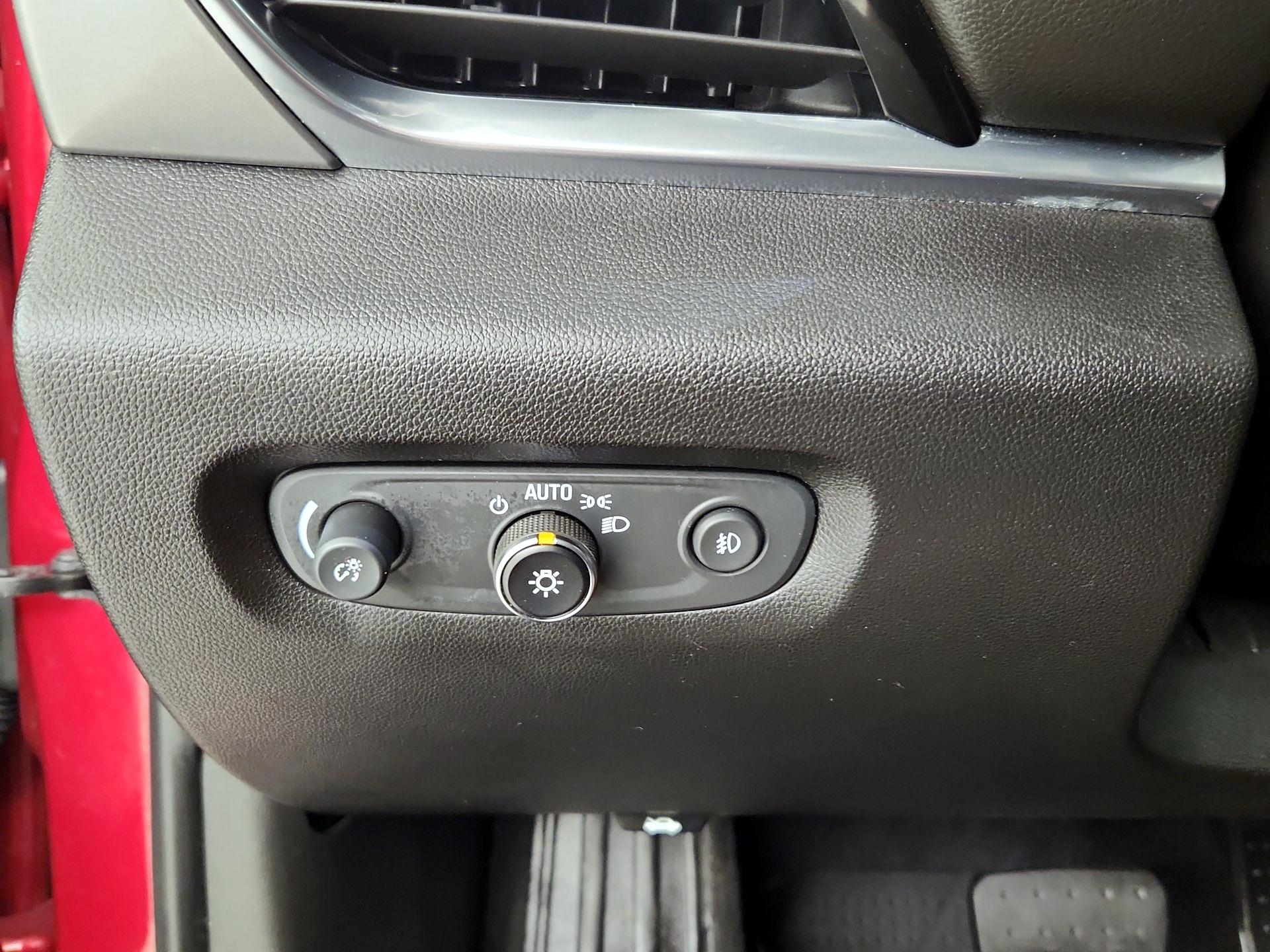 Thumbnail: 2019 Chevrolet Traverse - 13