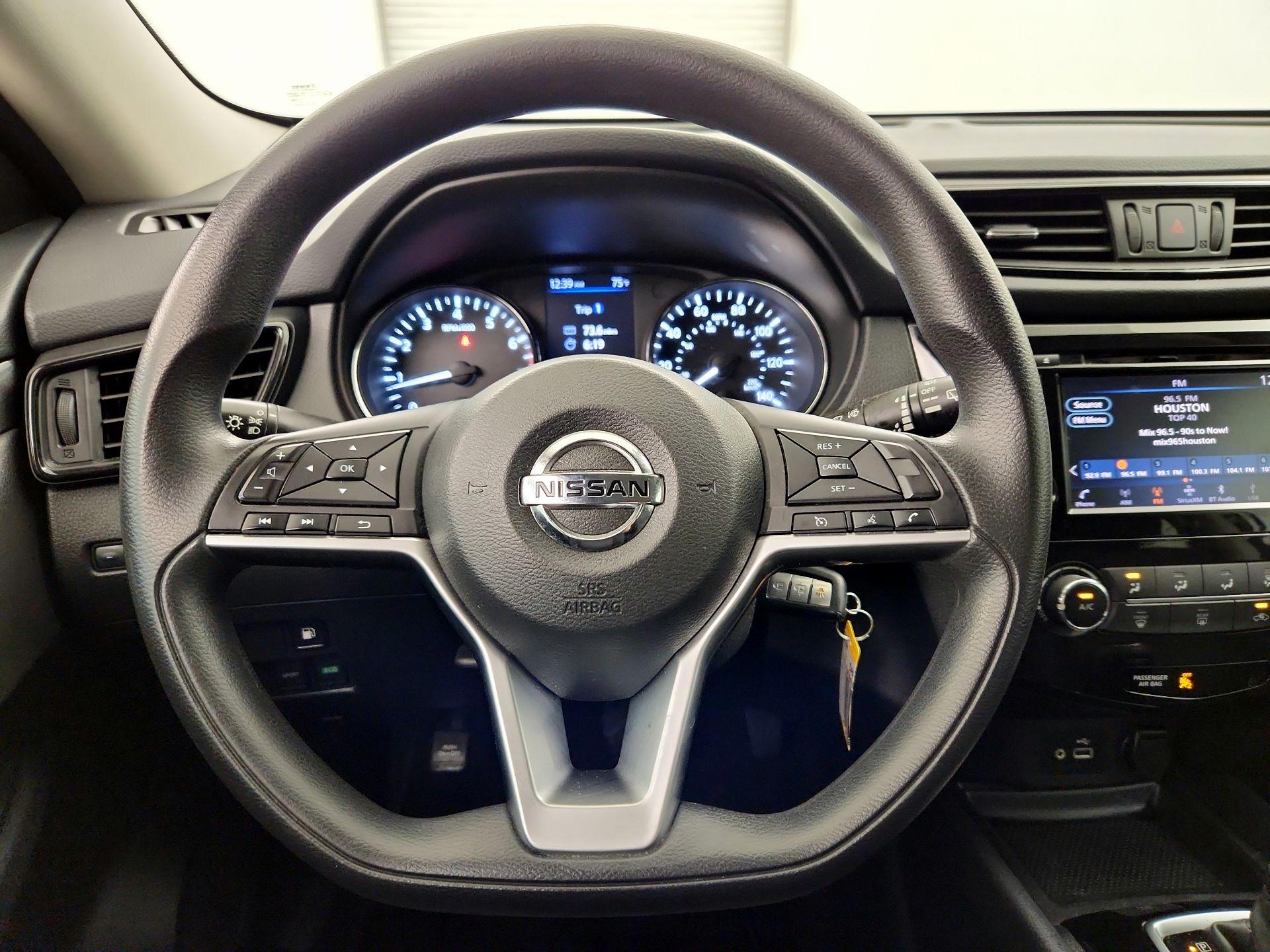 Thumbnail: 2018 Nissan Rogue - 10