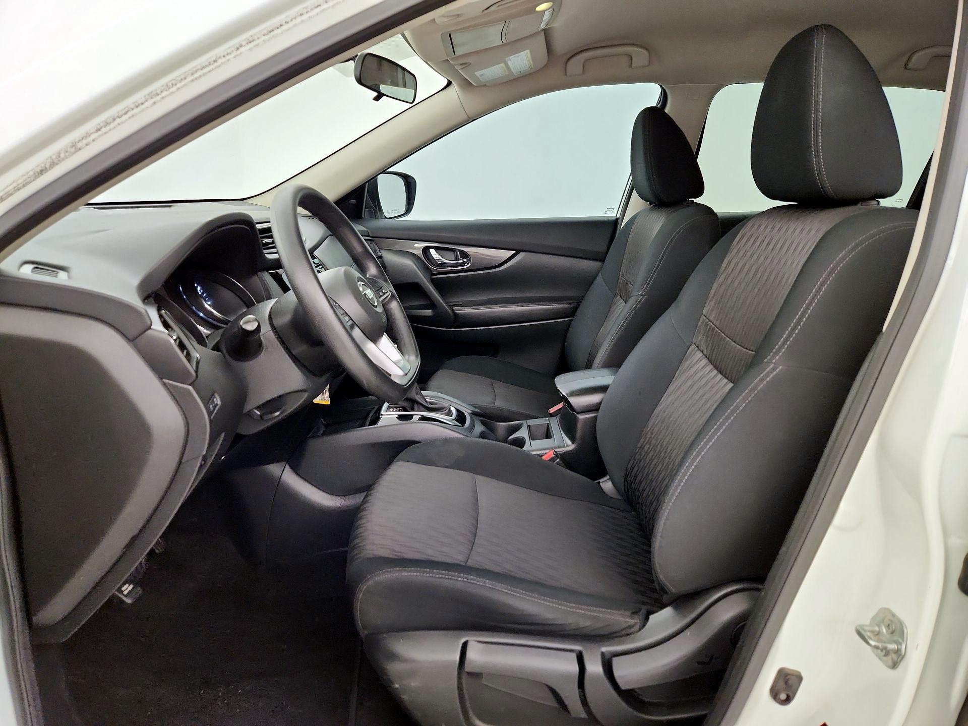 Thumbnail: 2018 Nissan Rogue - 11