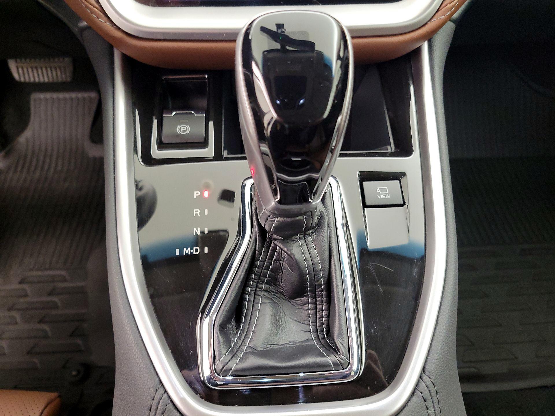 Thumbnail: 2022 Subaru Outback - 17