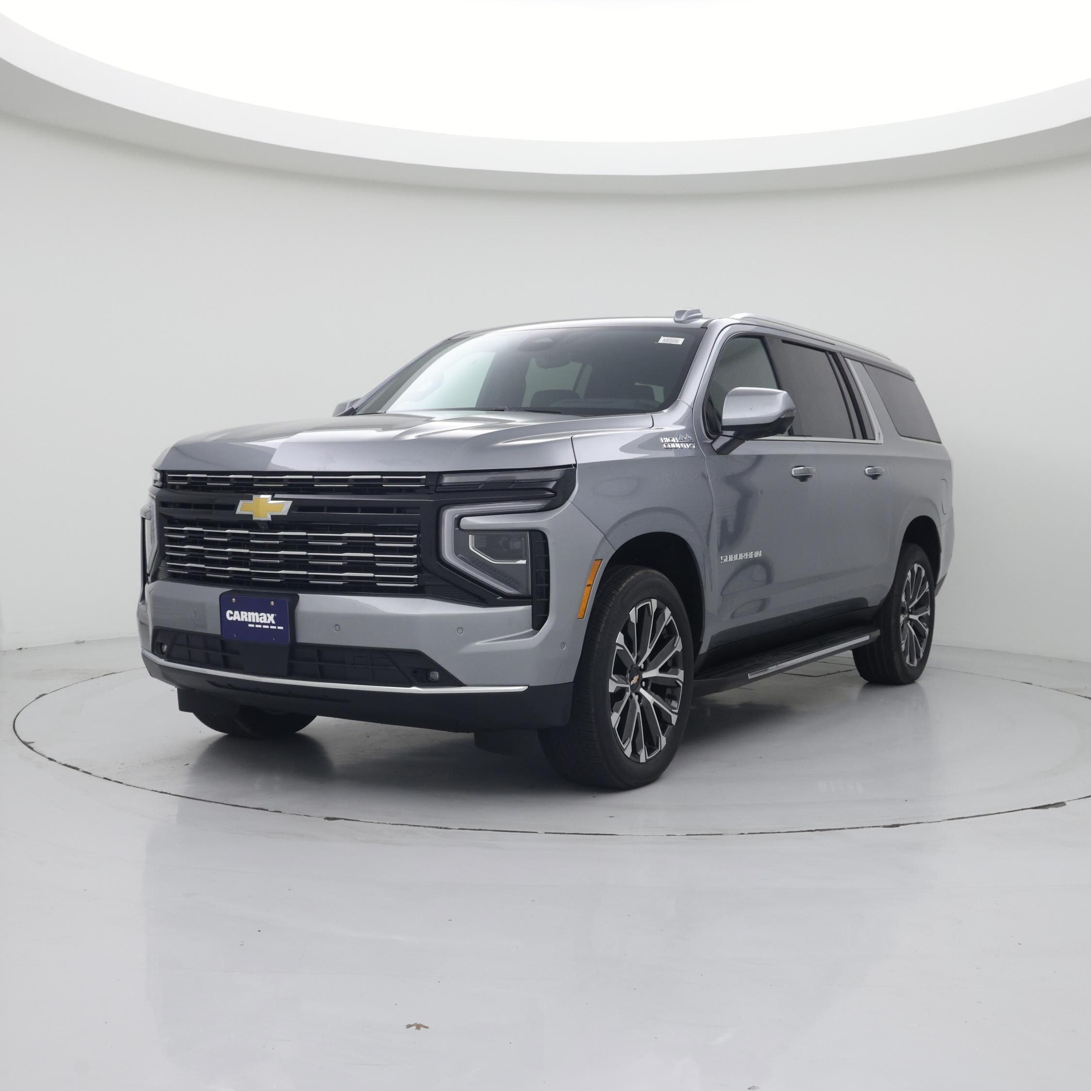 Thumbnail: 2025 Chevrolet Suburban - 4