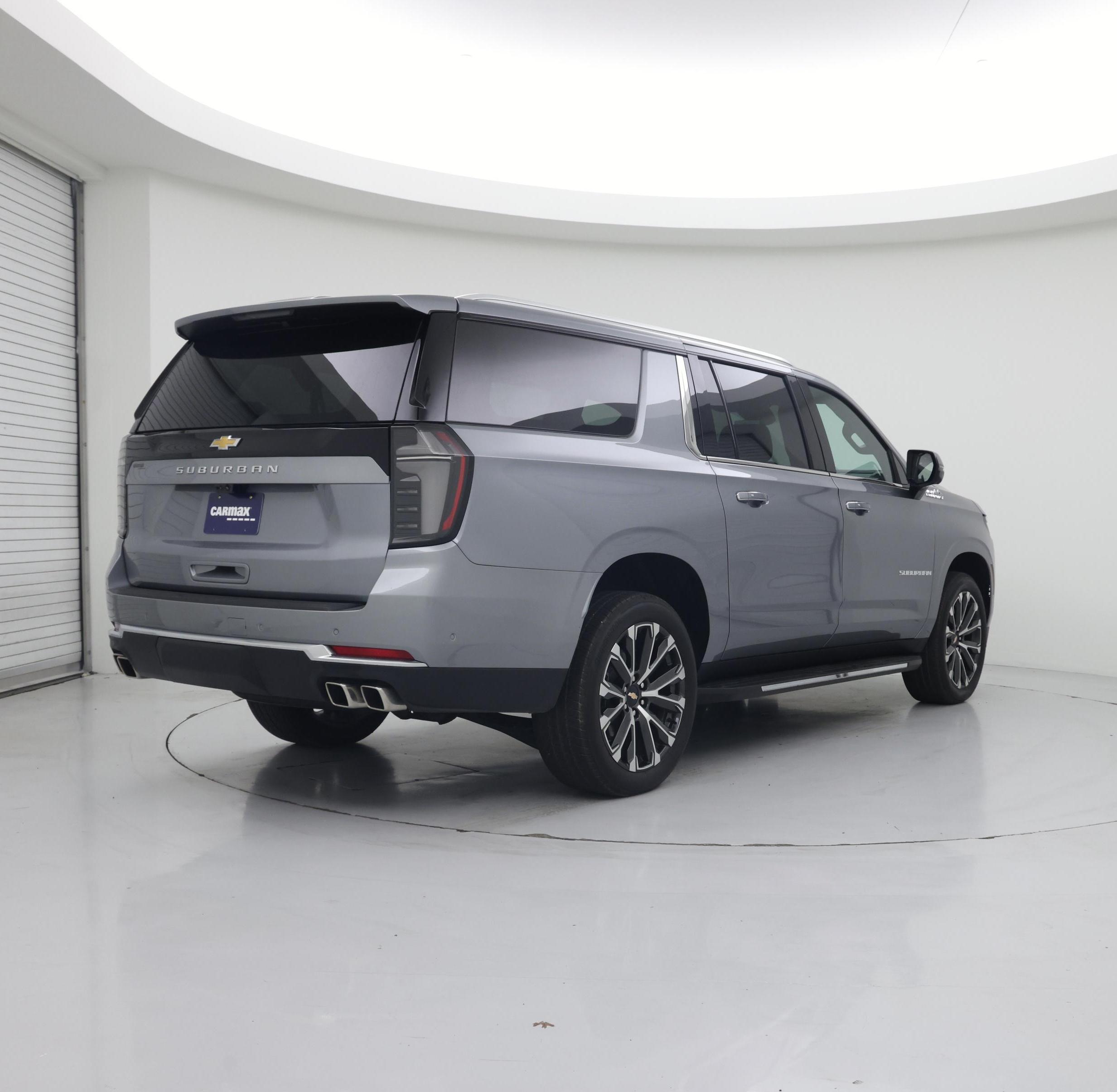 Thumbnail: 2025 Chevrolet Suburban - 8