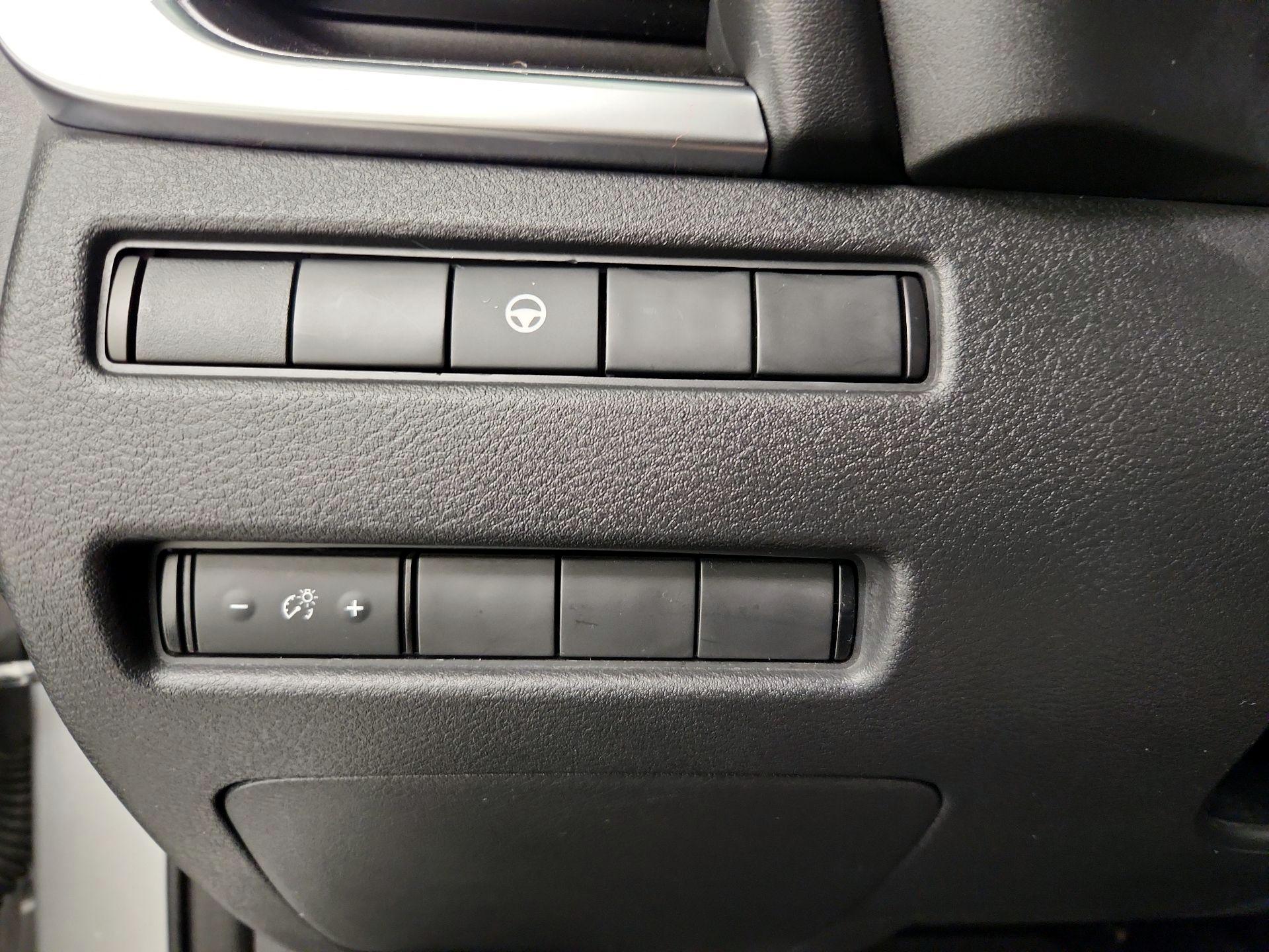 Thumbnail: 2021 Nissan Rogue - 13