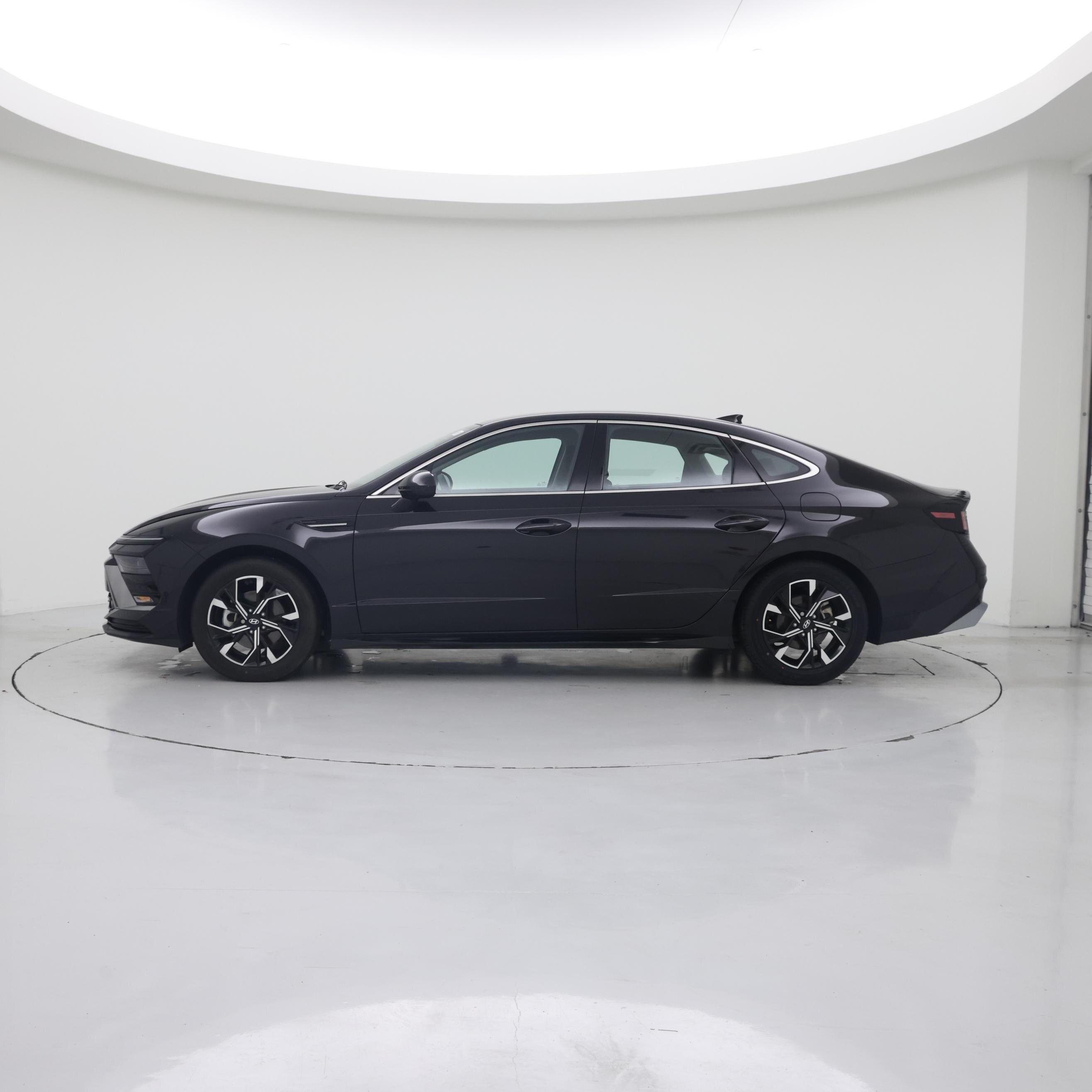 Thumbnail: 2024 Hyundai Sonata - 3