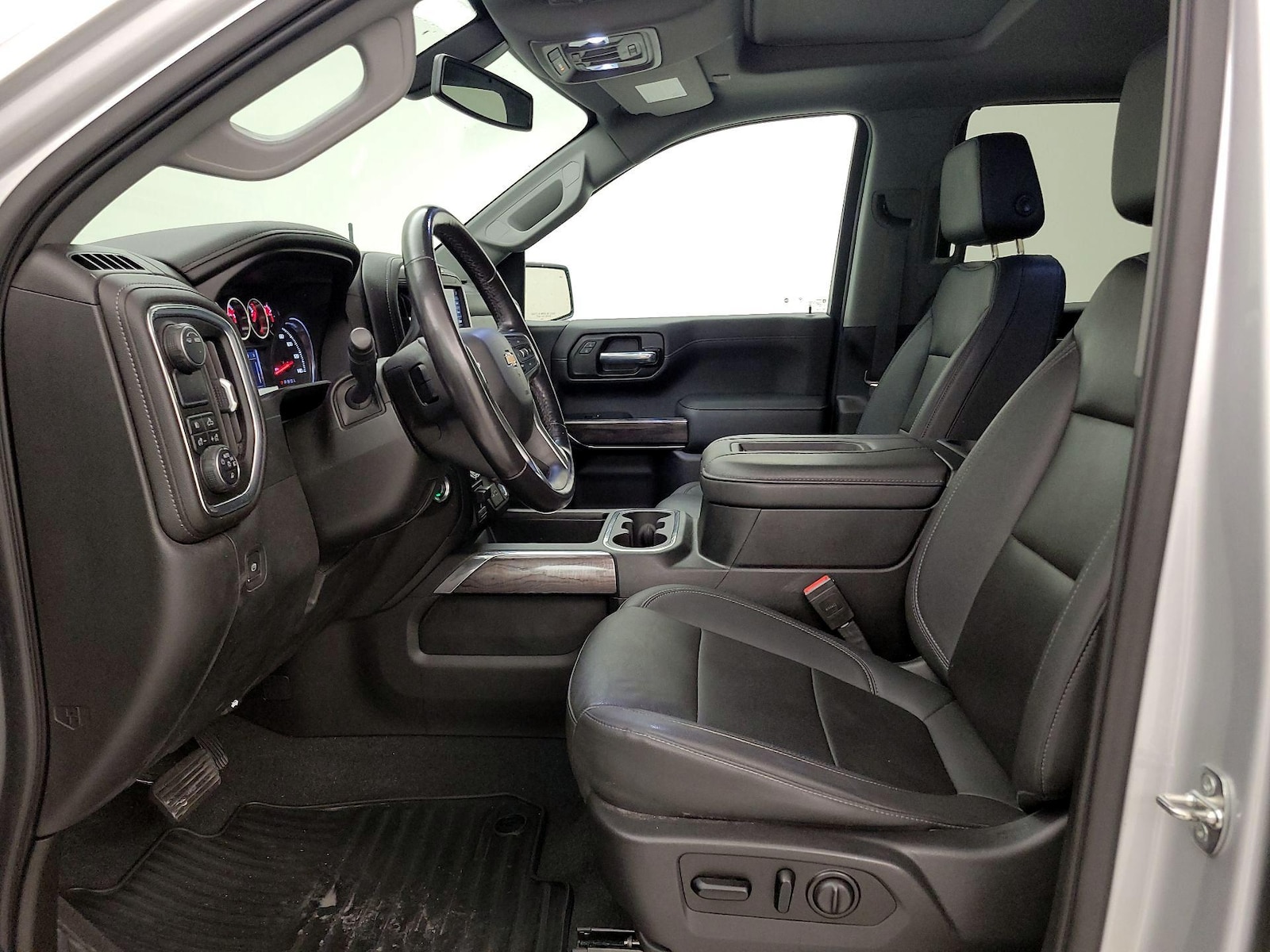 2021 Chevrolet Silverado 1500 LTZ - Photo 12