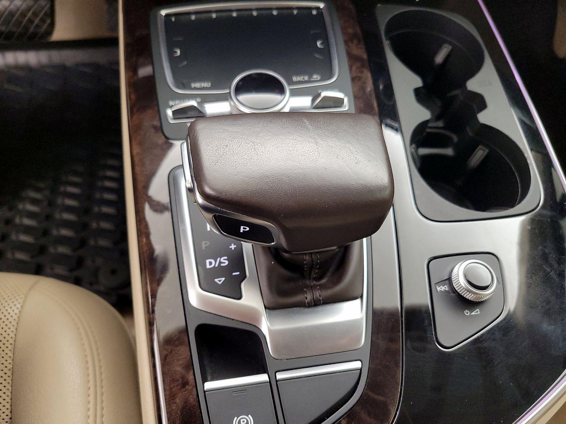 Thumbnail: 2018 Audi Q7 - 18