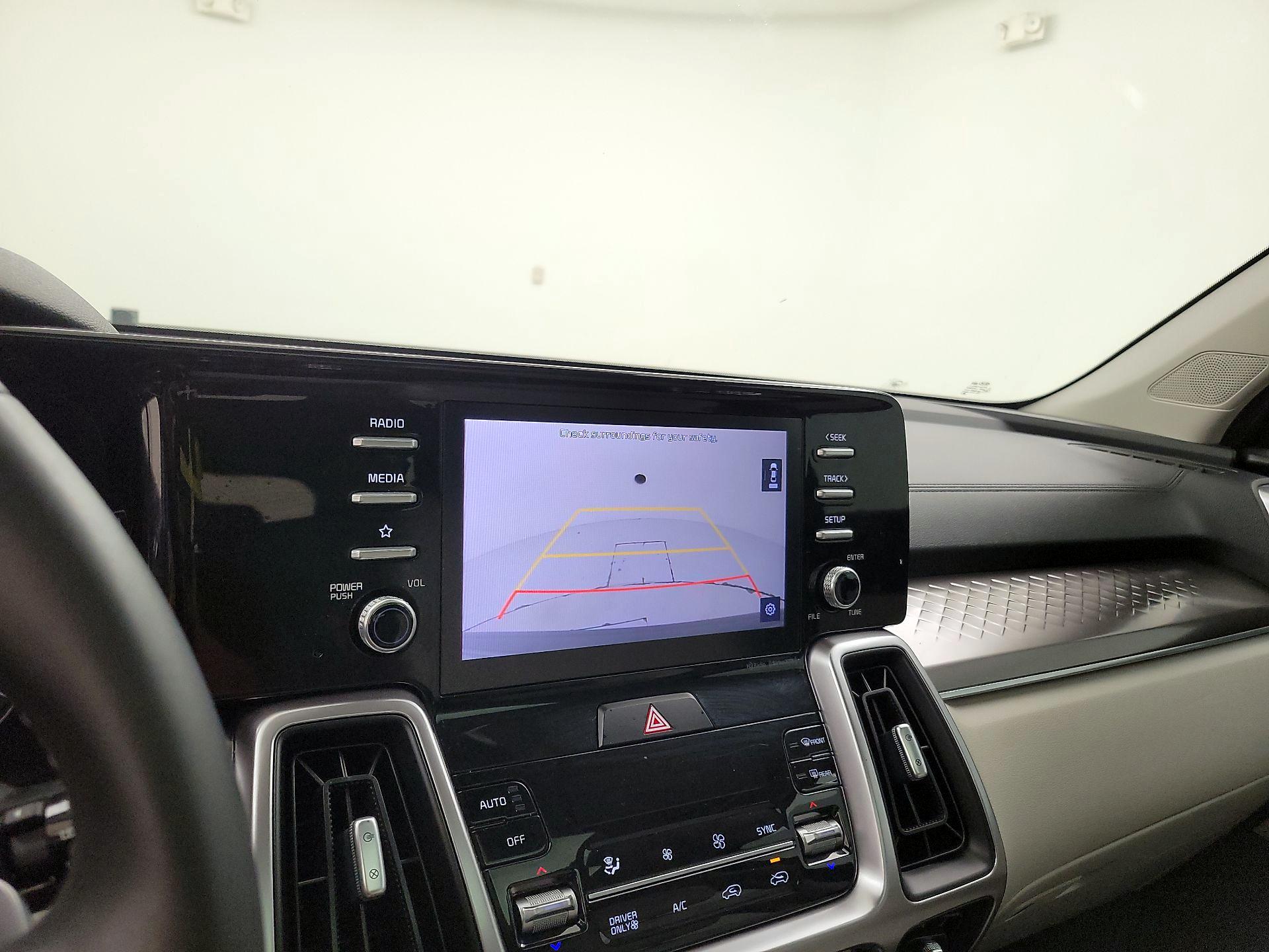 Thumbnail: 2021 Kia Sorento - 14
