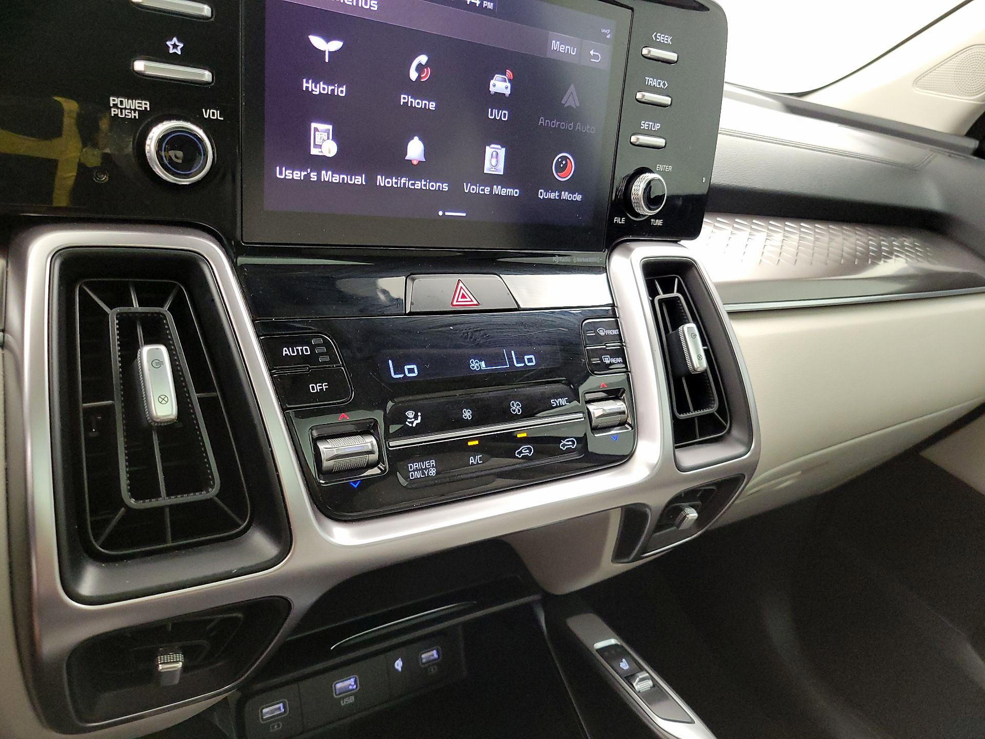 Thumbnail: 2021 Kia Sorento - 16