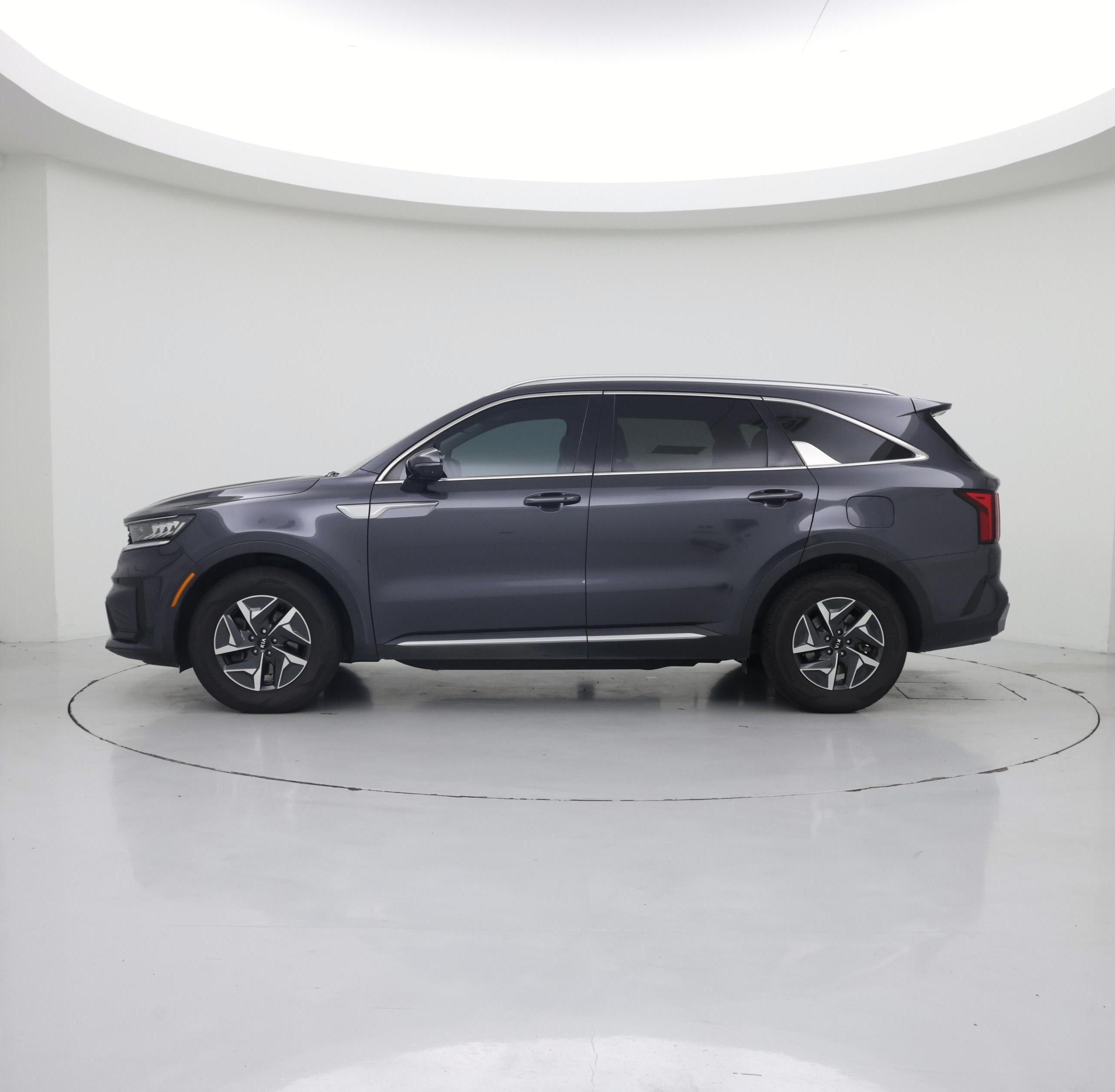 Thumbnail: 2021 Kia Sorento - 3