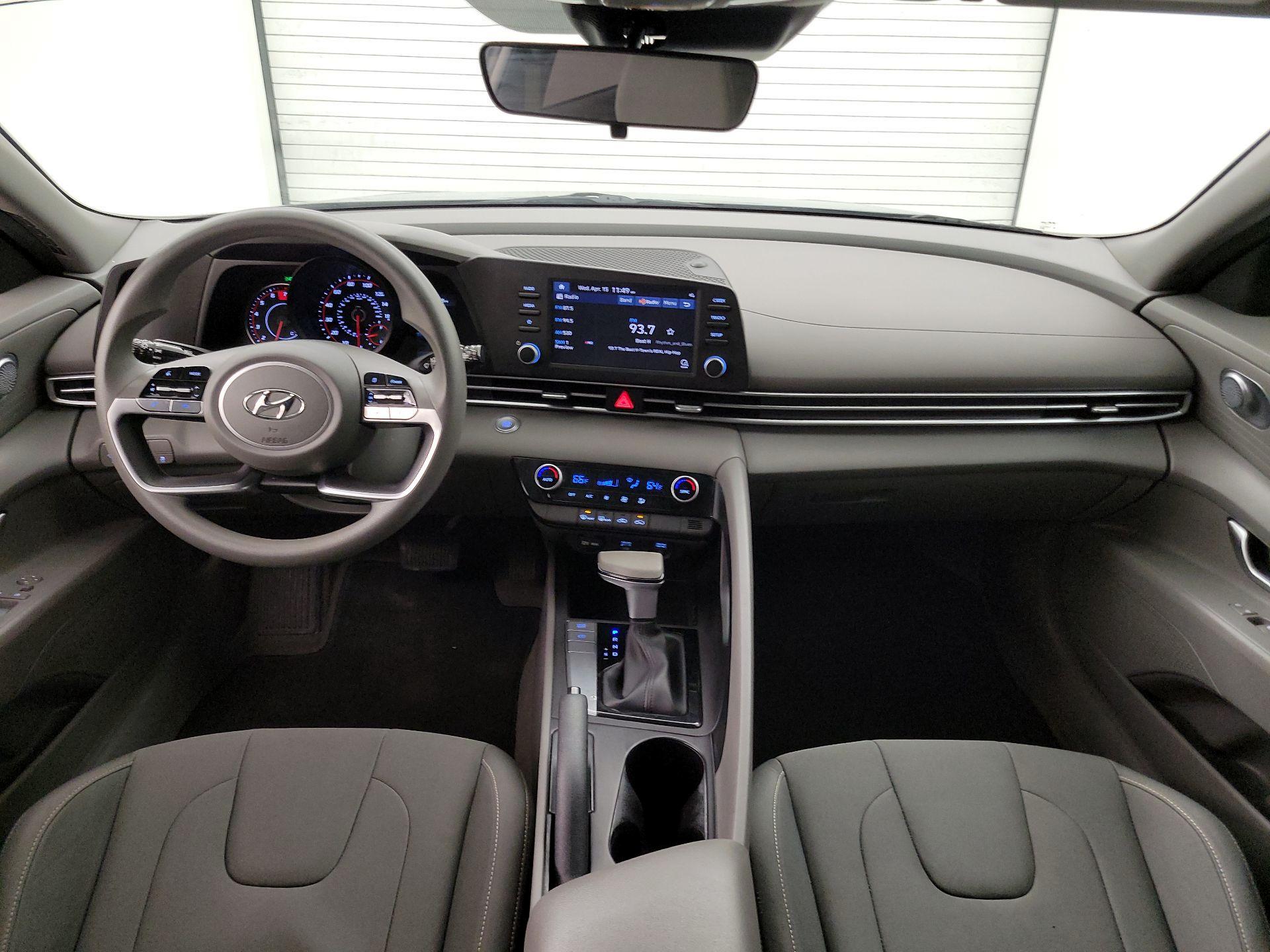 Thumbnail: 2023 Hyundai Elantra - 9