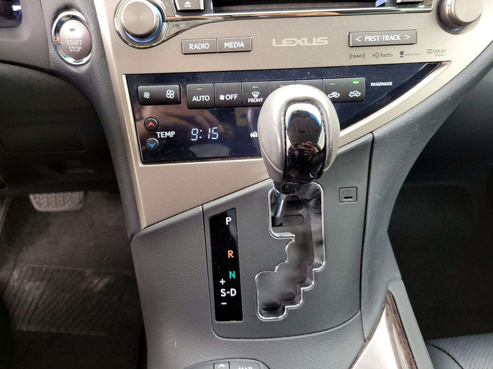 Thumbnail: 2015 Lexus RX - 18