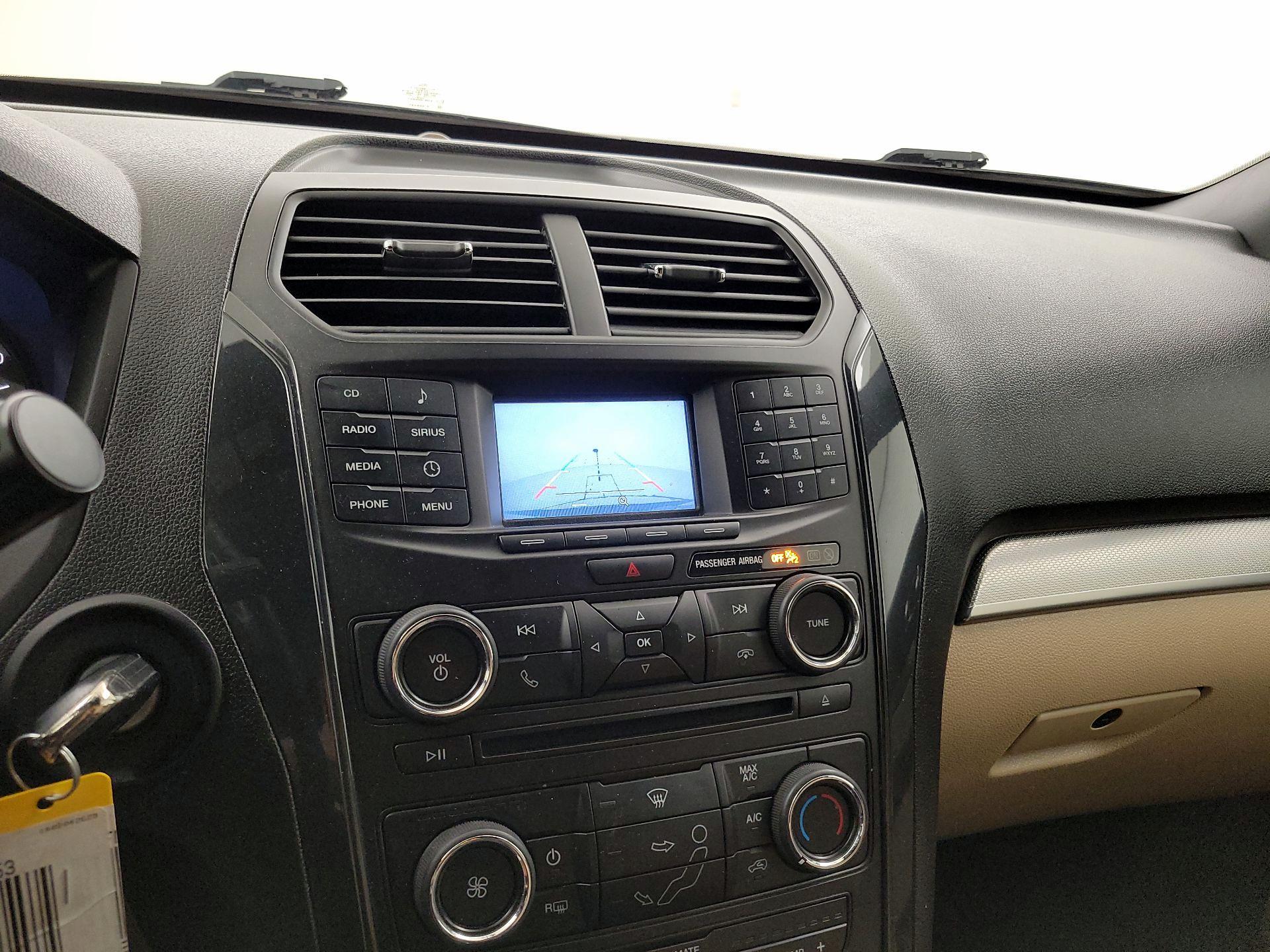 Thumbnail: 2017 Ford Explorer - 14