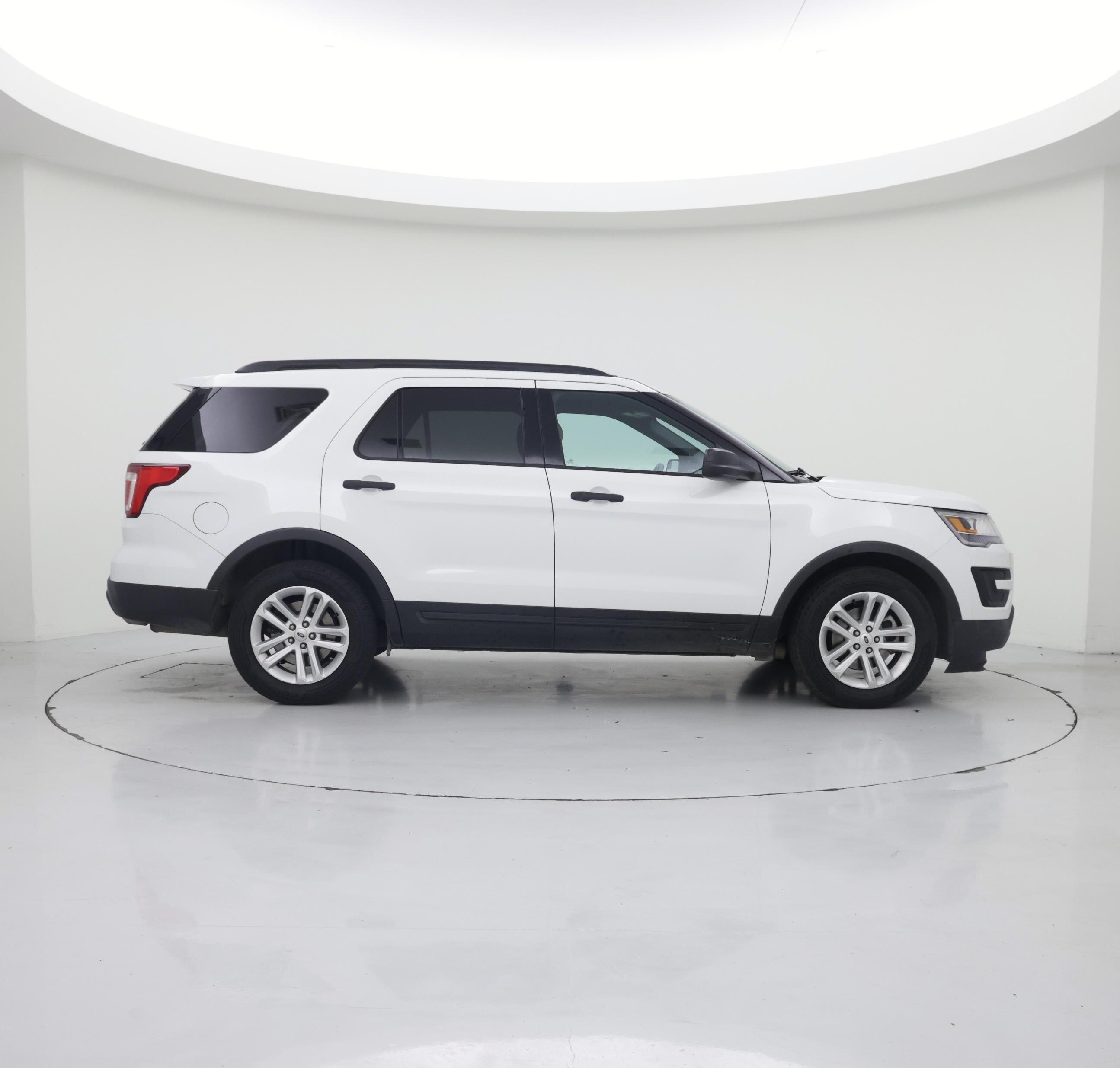 Thumbnail: 2017 Ford Explorer - 7