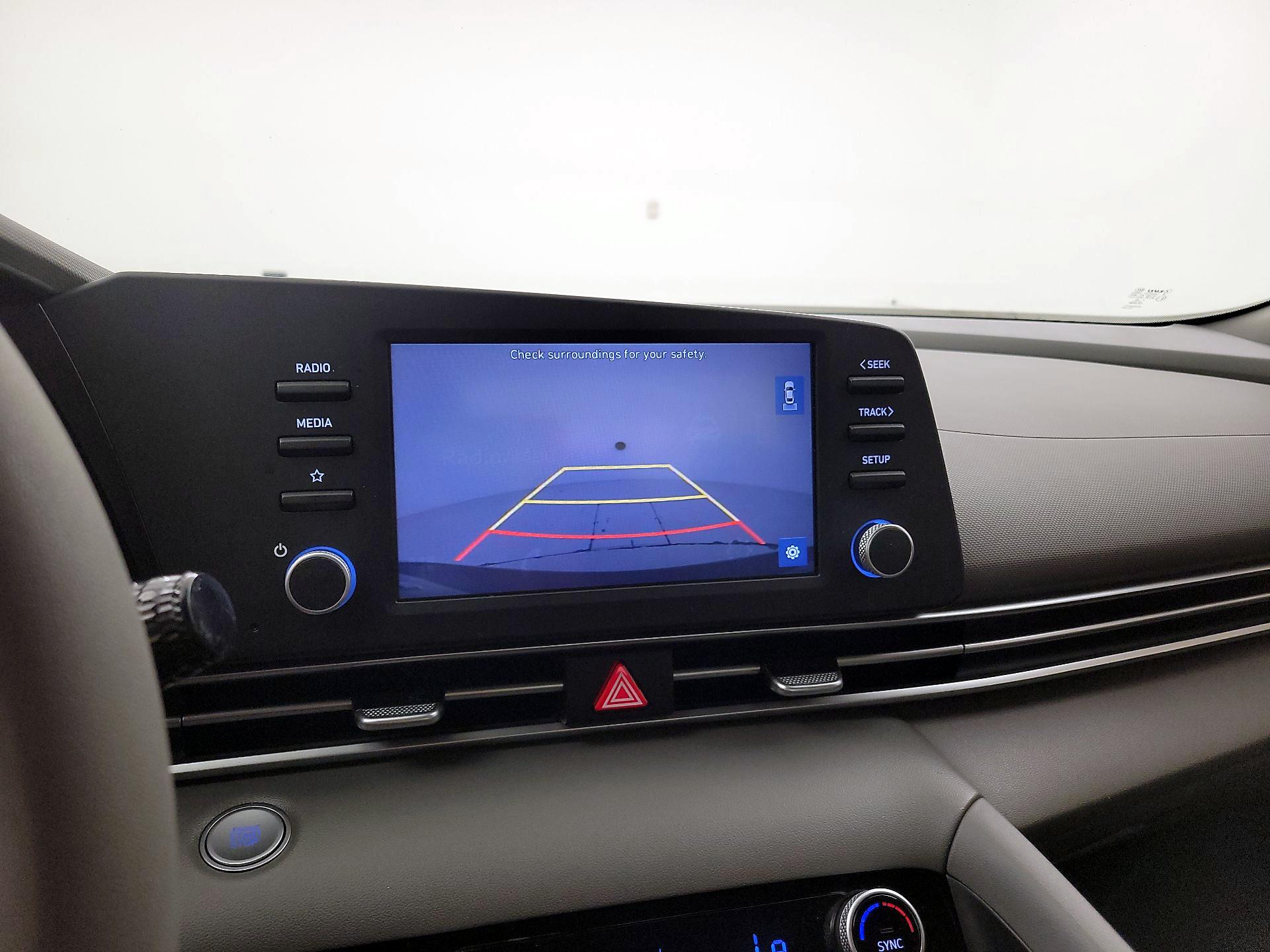Thumbnail: 2021 Hyundai Elantra - 14