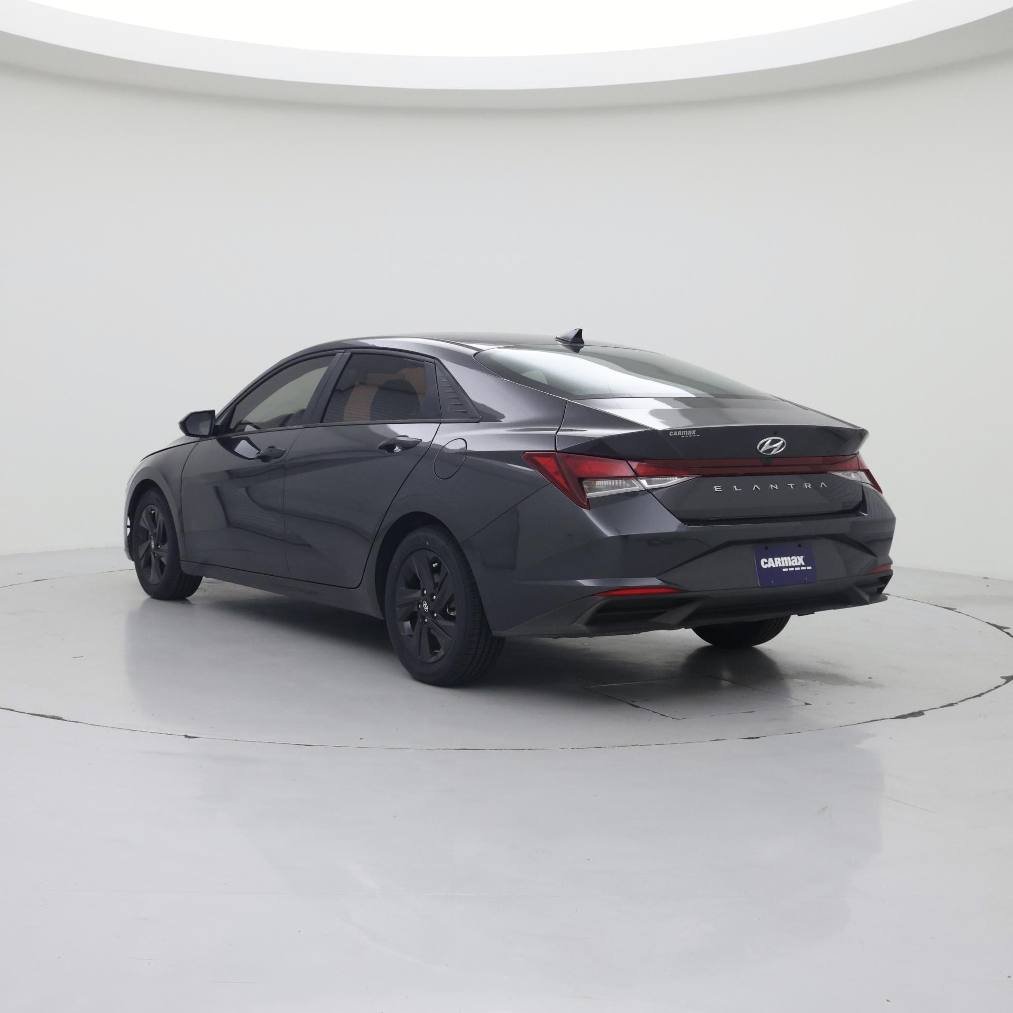 Thumbnail: 2021 Hyundai Elantra - 2