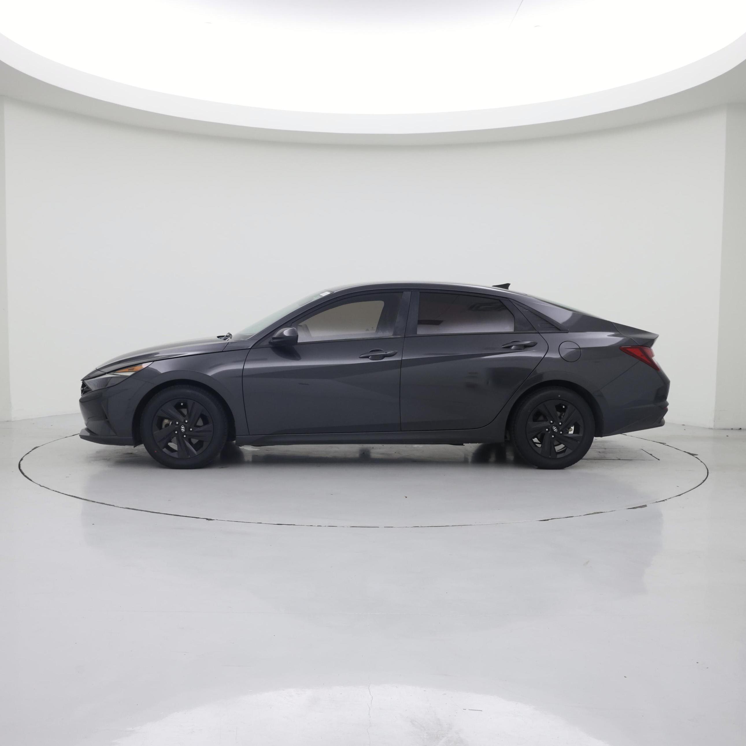 Thumbnail: 2021 Hyundai Elantra - 3