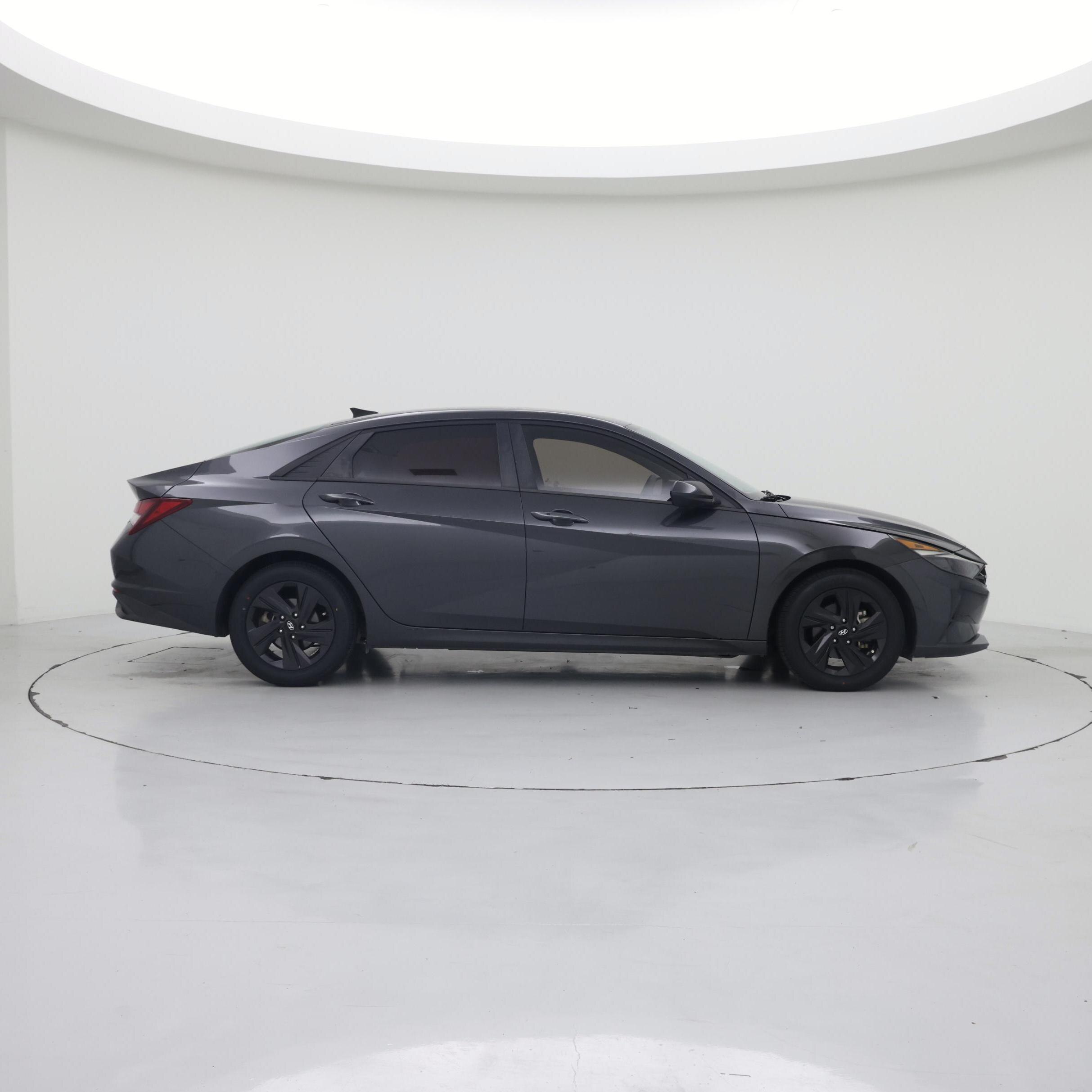 Thumbnail: 2021 Hyundai Elantra - 7