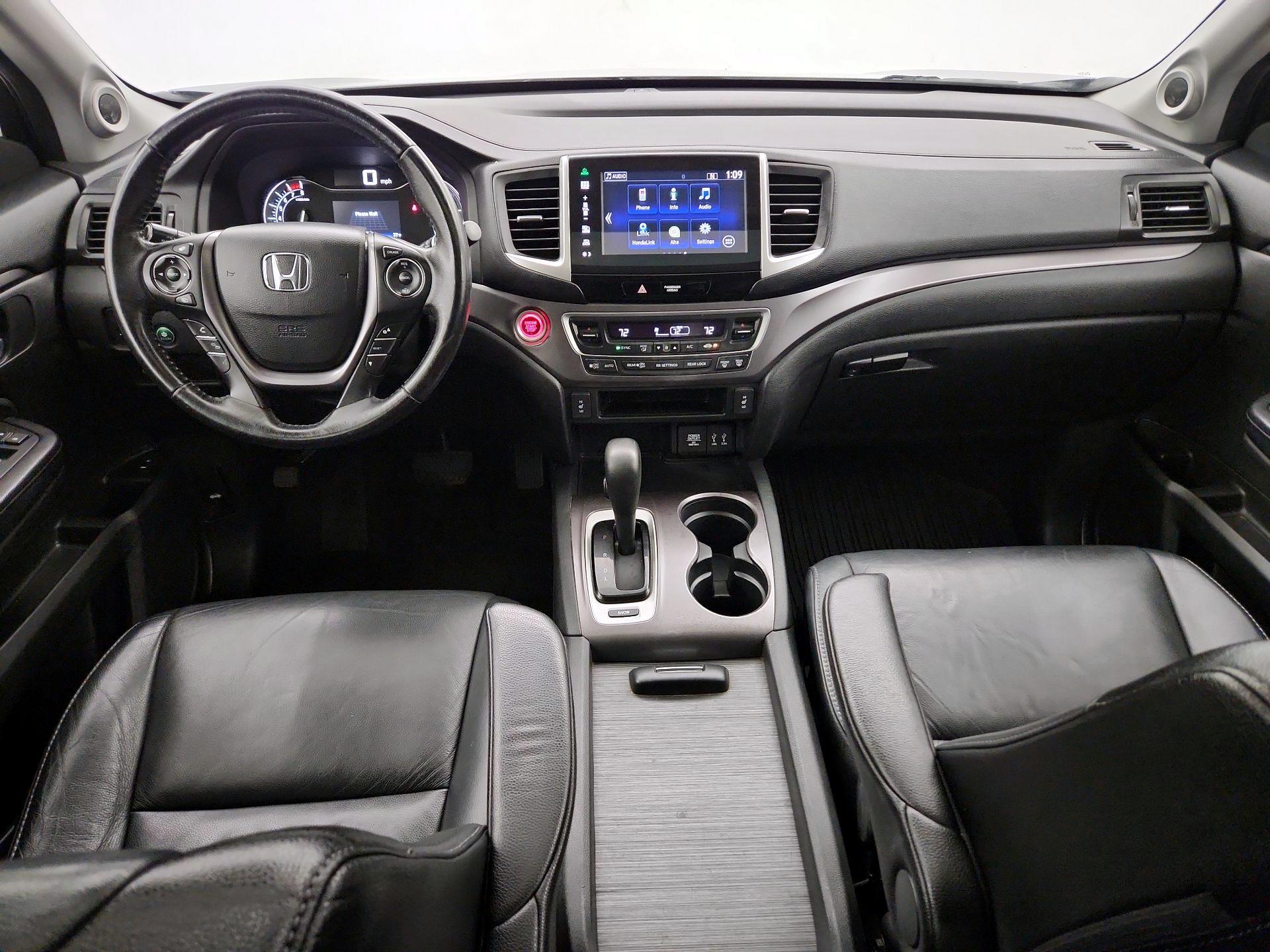 Thumbnail: 2016 Honda Pilot - 9