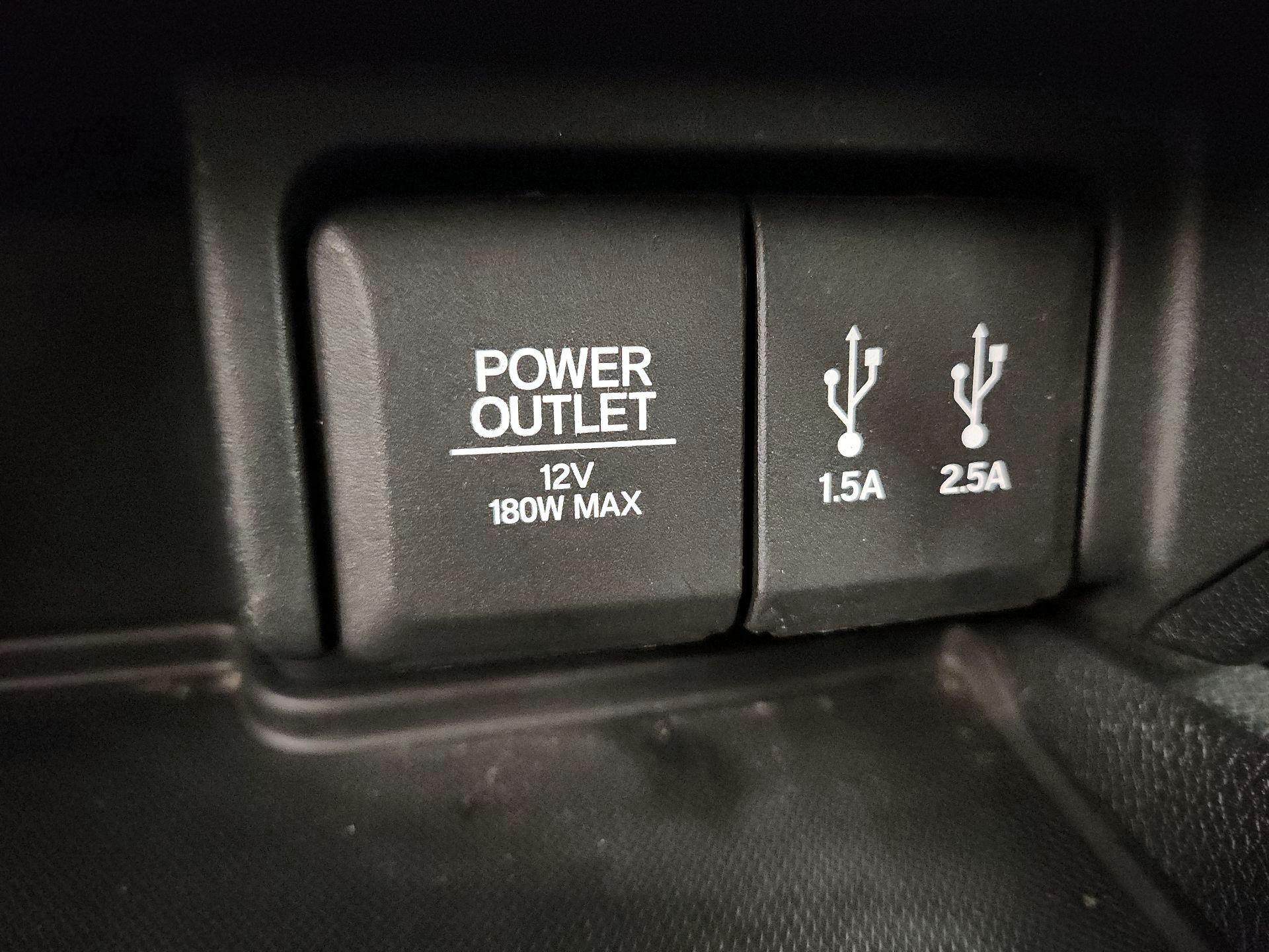 Thumbnail: 2016 Honda Pilot - 18