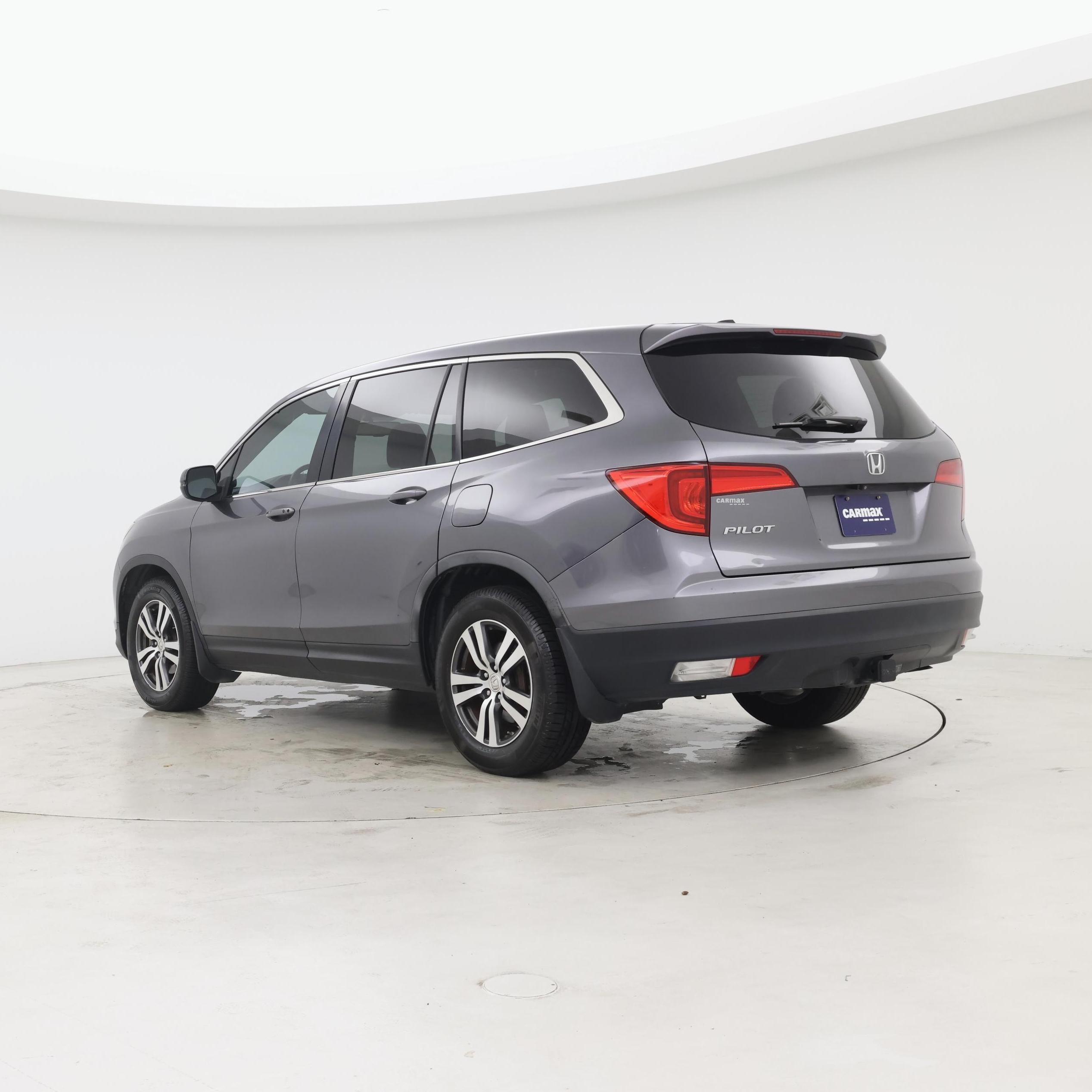 Thumbnail: 2016 Honda Pilot - 2